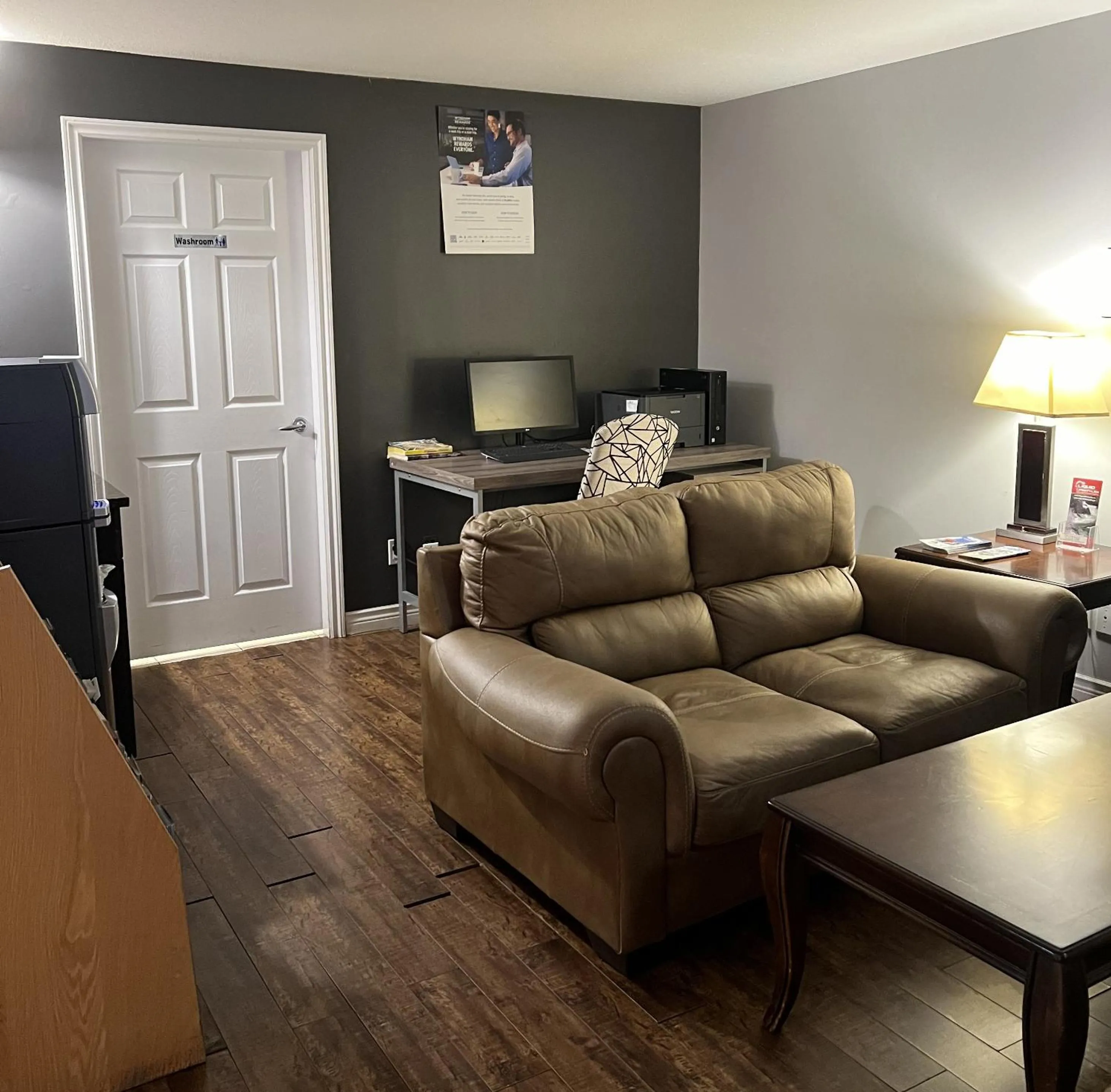 Business facilities in Travelodge by Wyndham Kamloops Mountview