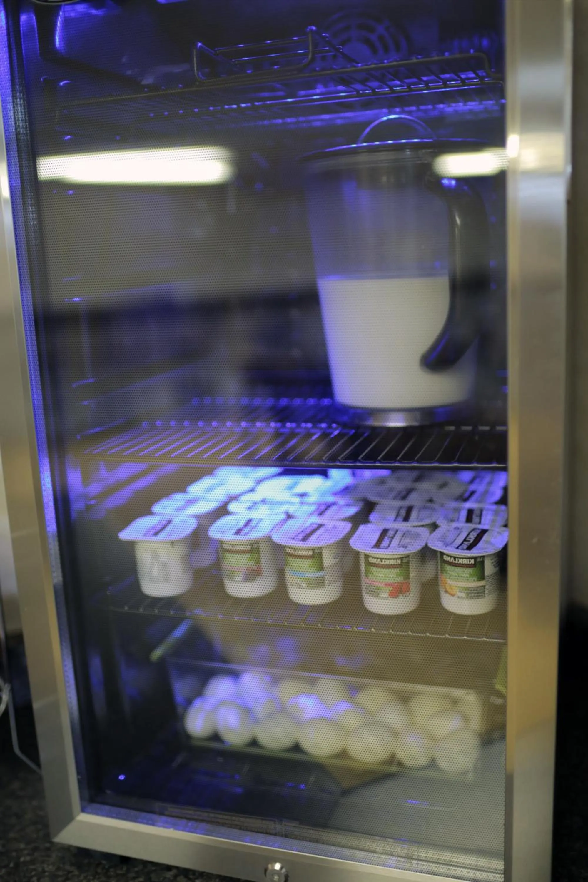 Restaurant/places to eat in Travelodge by Wyndham Kamloops Mountview