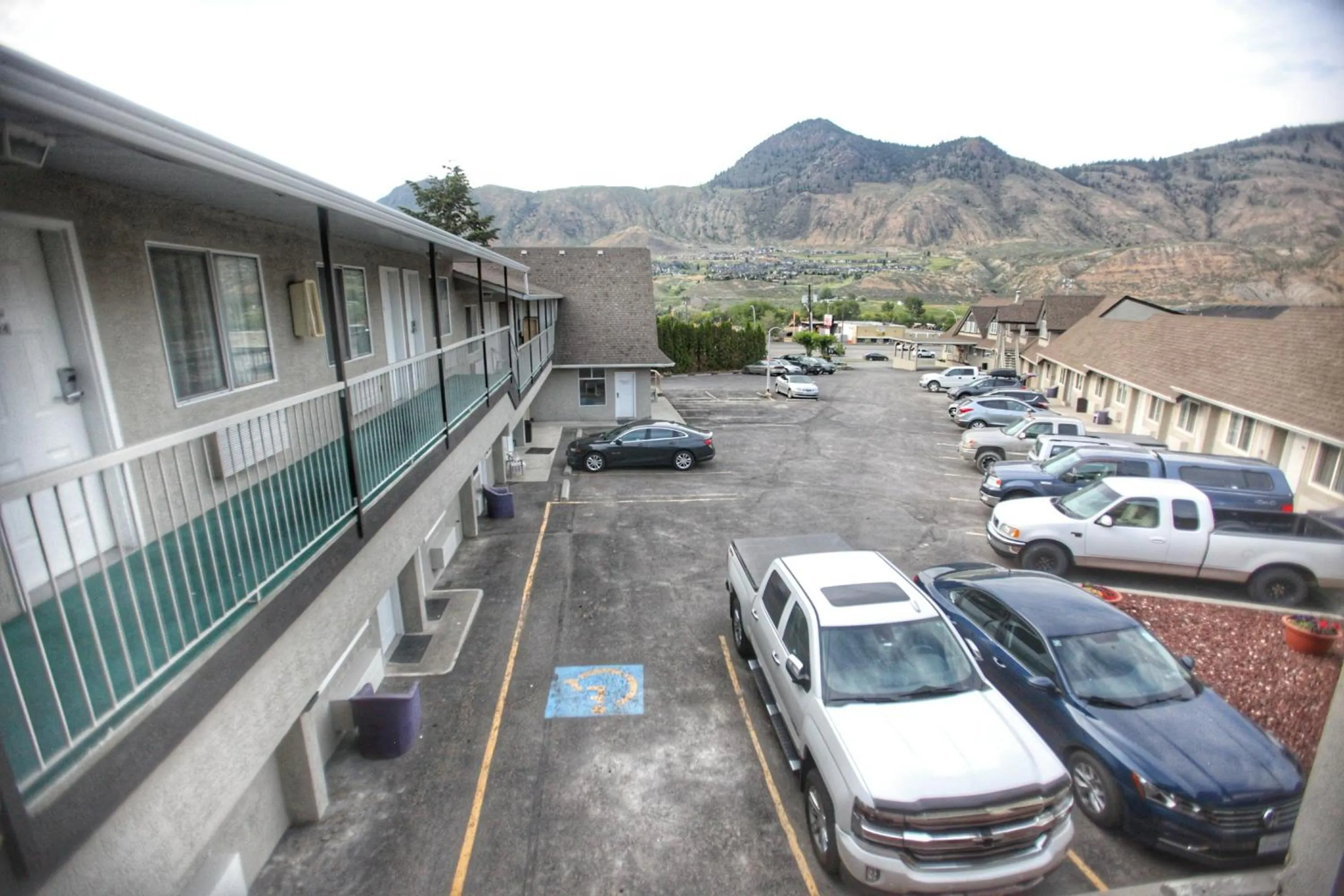 Best Budget Inn & Suites Kamloops