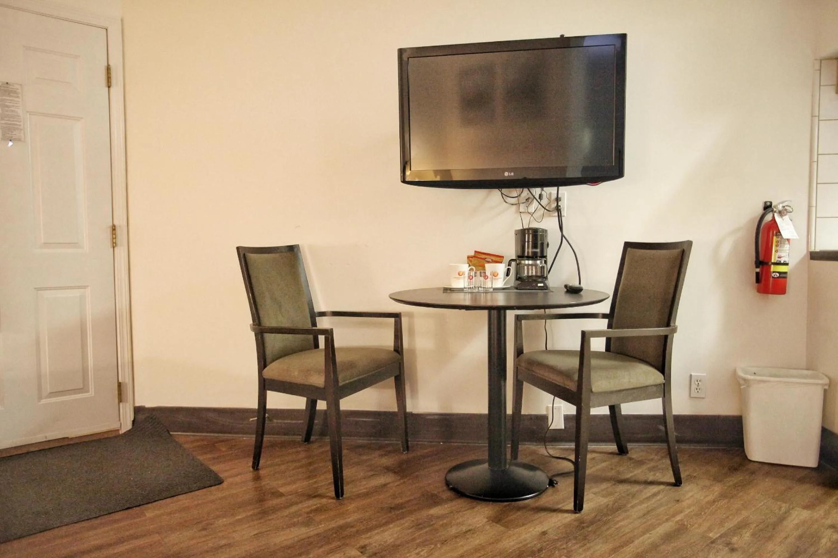 Best Budget Inn & Suites Kamloops