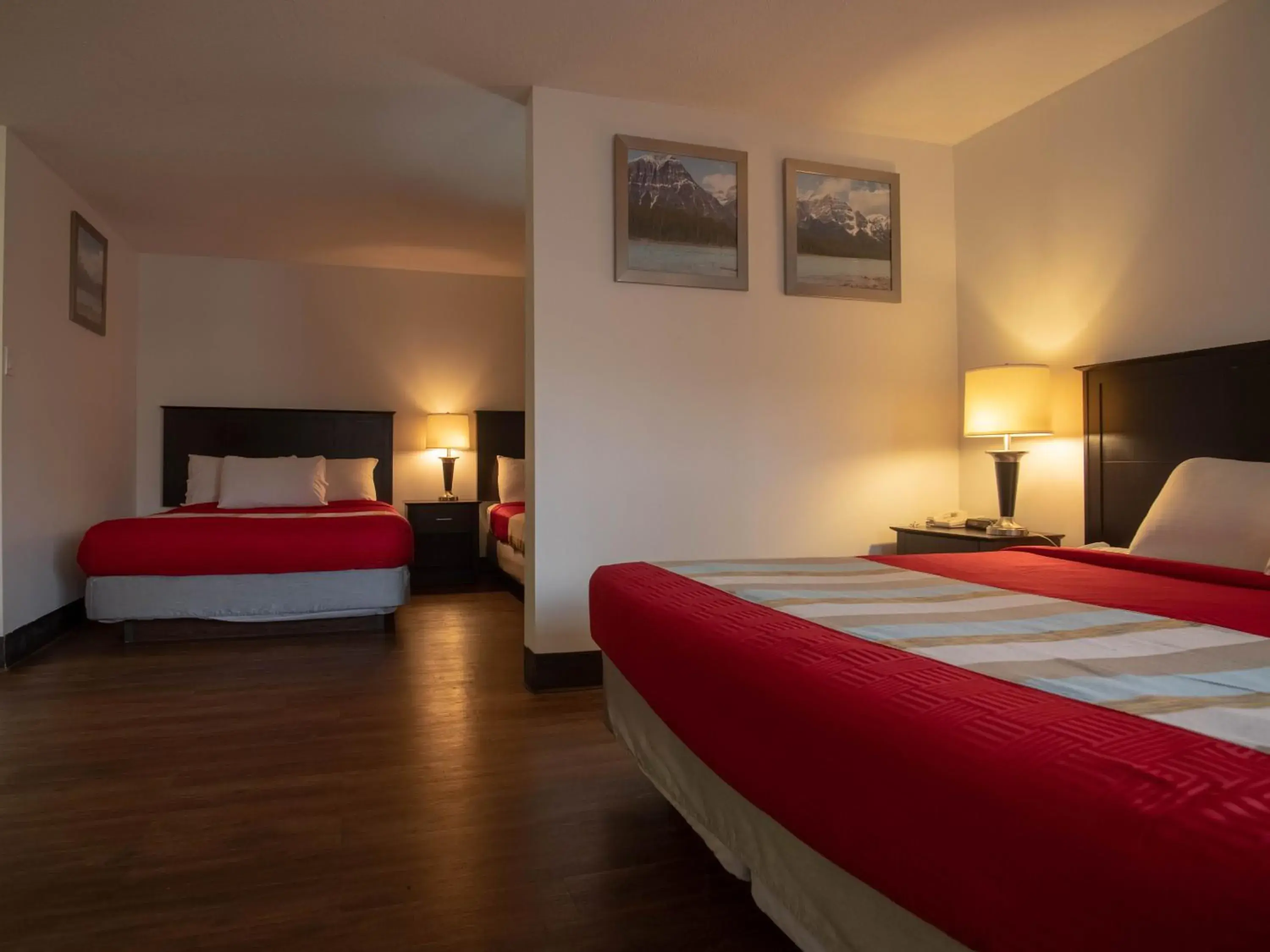 Family Suite - Non-Smoking in Best Budget Inn & Suites Kamloops Family Suite - Non-Smoking in Best Budget Inn & Suites Kamloops