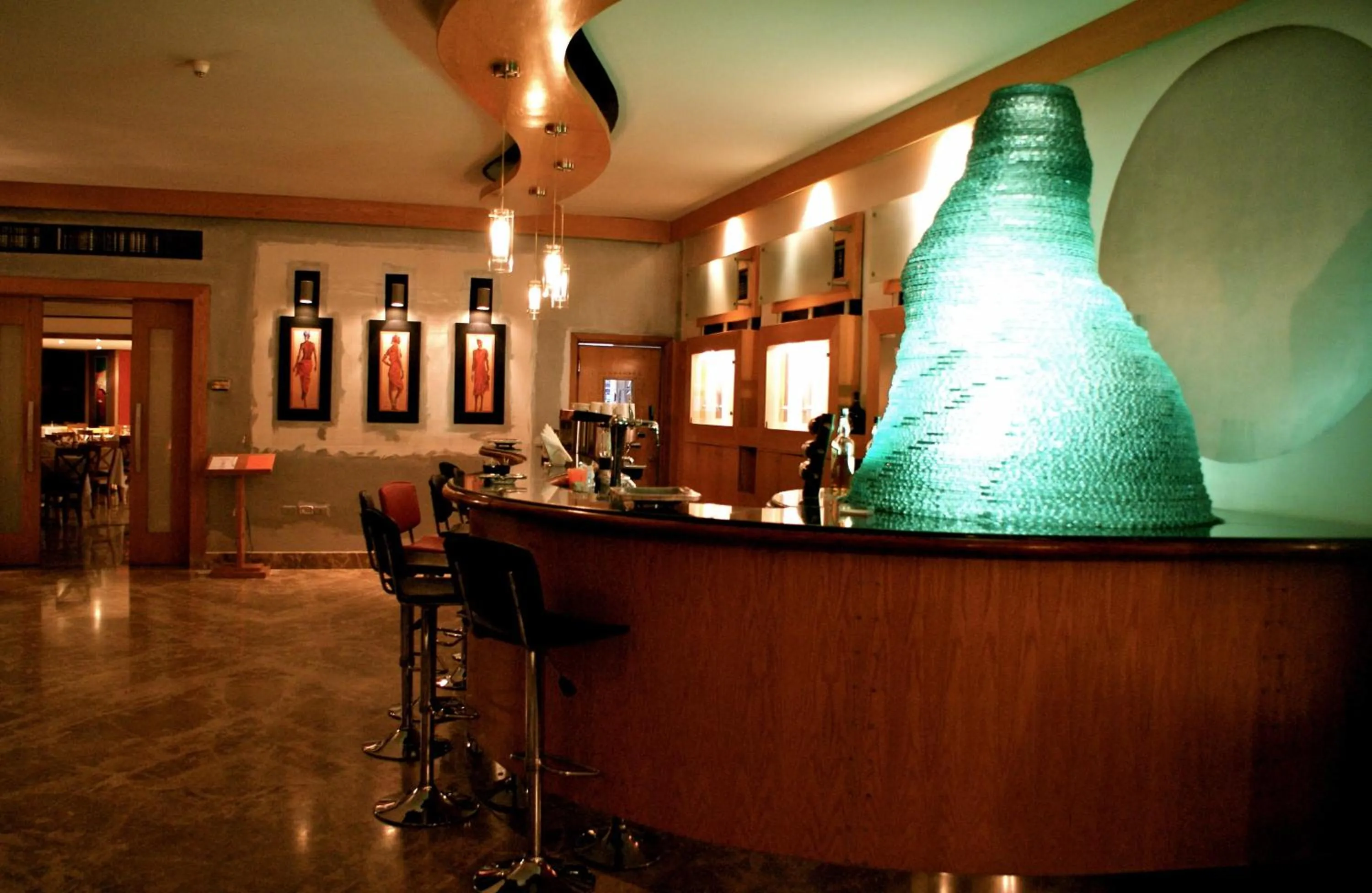 Lounge or bar in Eden Rock Hotel Namaa Bay