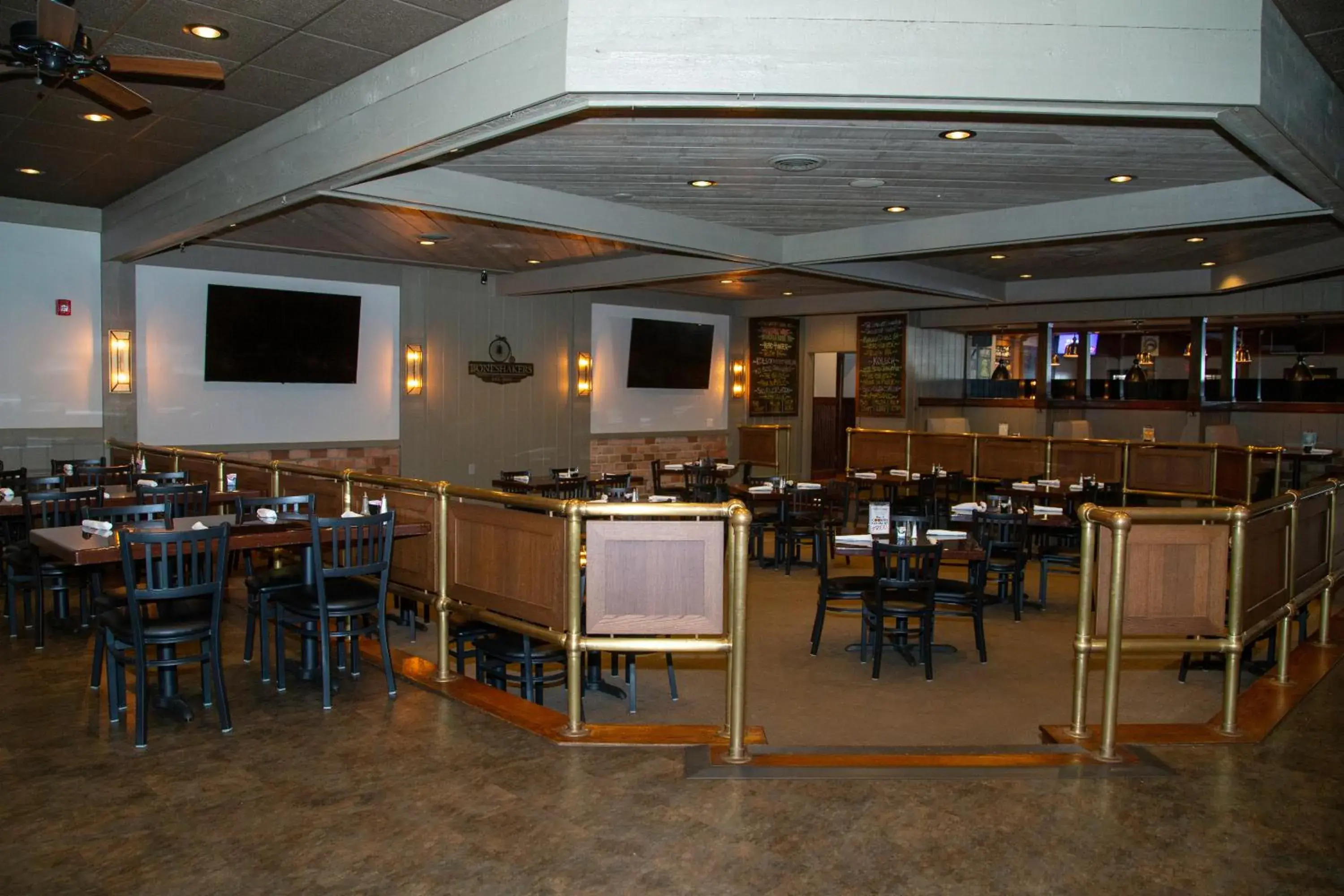 Restaurant/places to eat in The Stables Inn & Suites Restaurant/places to eat in The Stables Inn & Suites