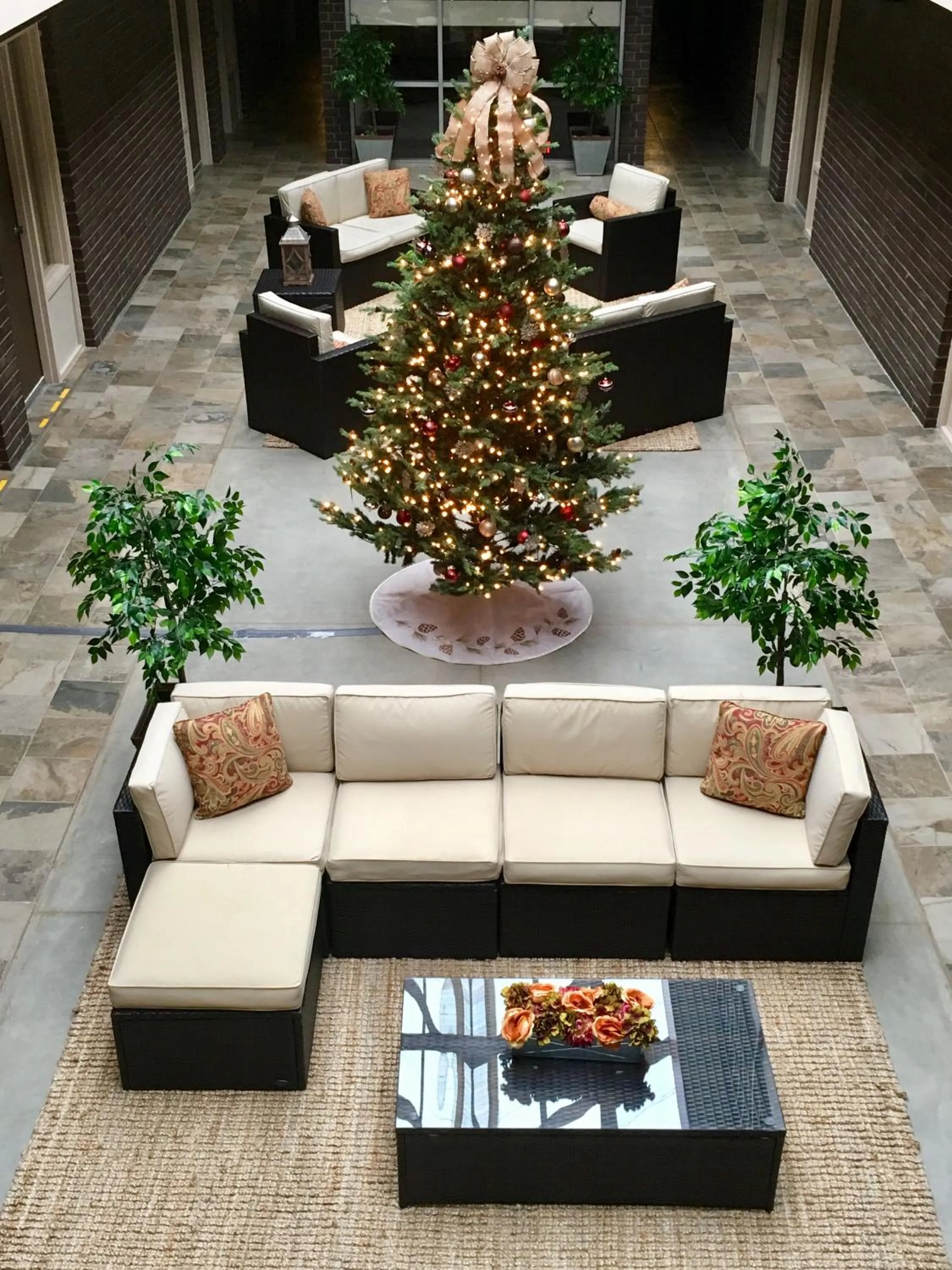 Seating area in The Stables Inn & Suites