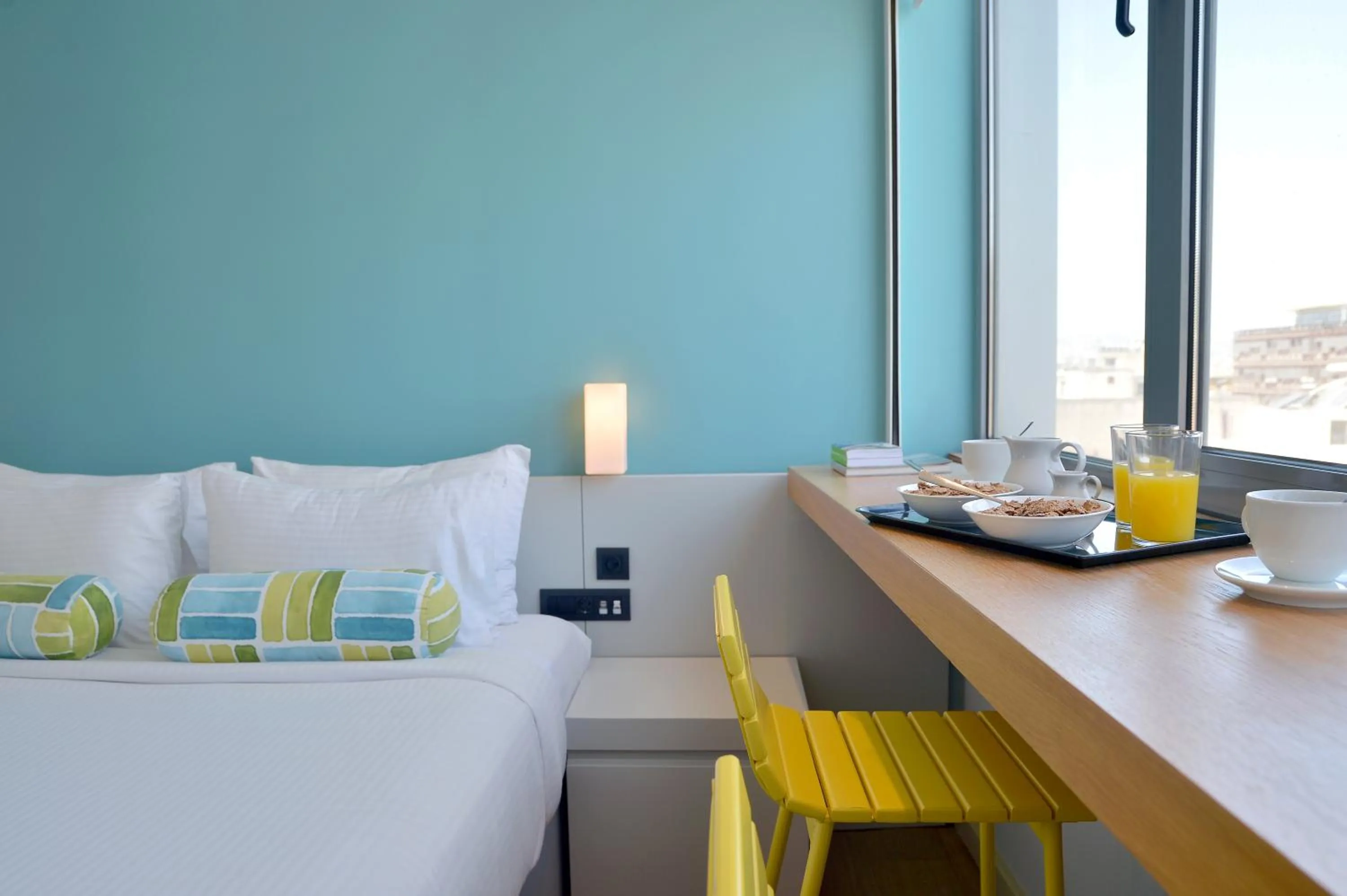 Bed in Athenaeum K 29