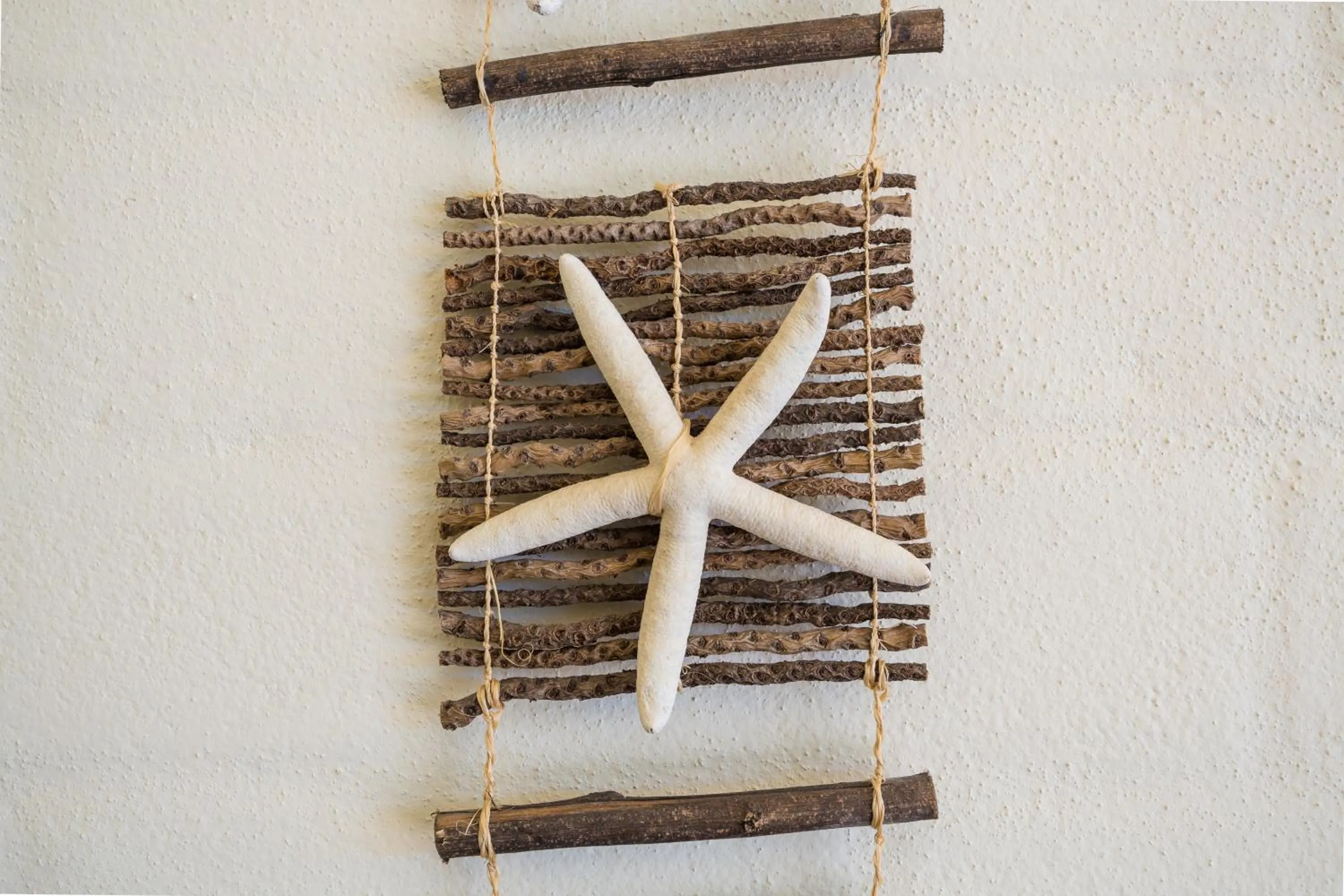 Decorative detail in Seashells Apartments Merimbula