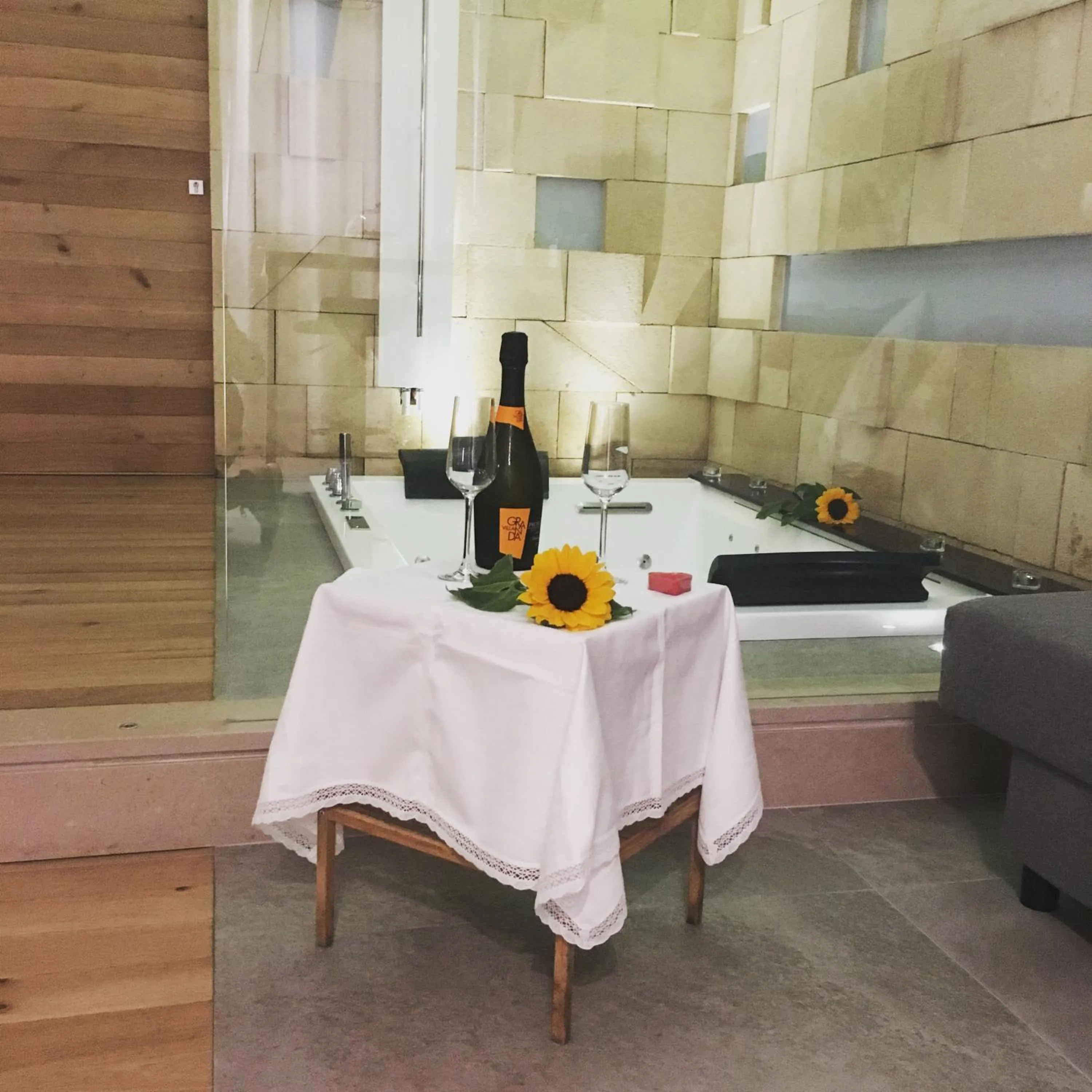 Alcoholic drinks in Mater Aquae