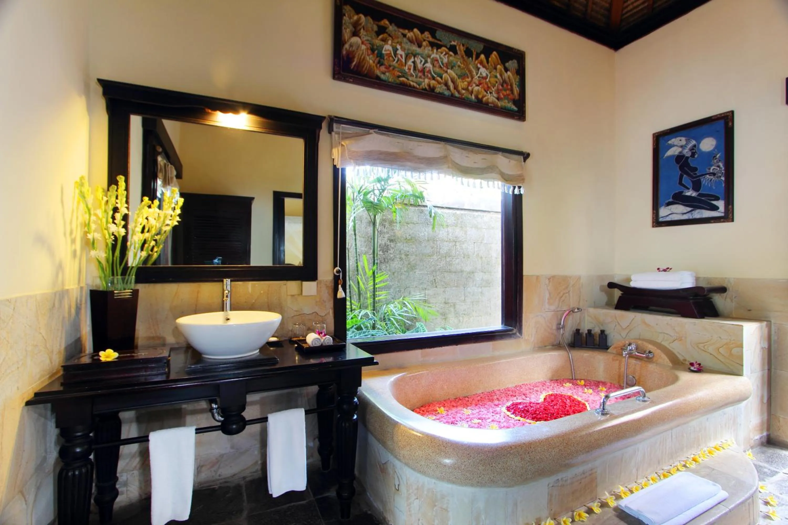 Shower in FuramaXclusive Resort & Villas, Ubud
