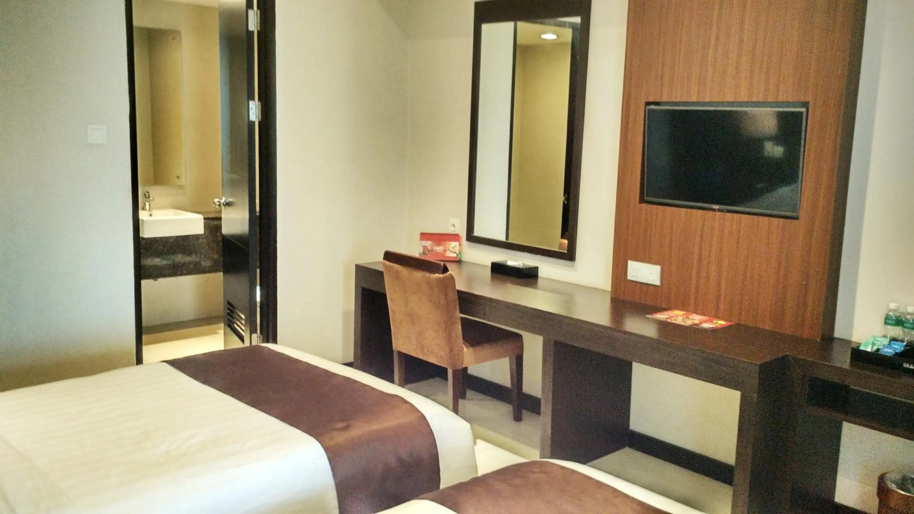 Bedroom, Room Photo in Grage Jogja Hotel