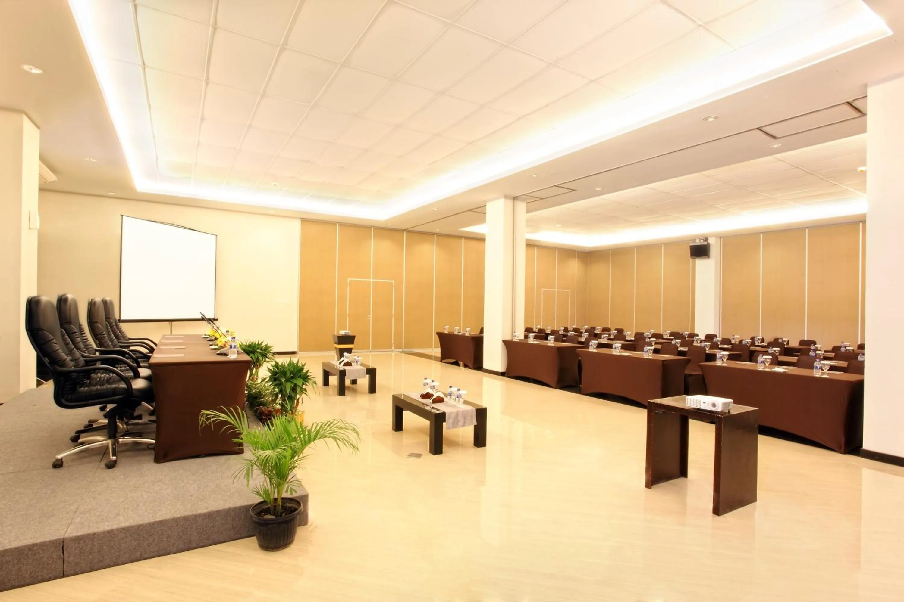 Meeting/conference room in Grage Jogja Hotel
