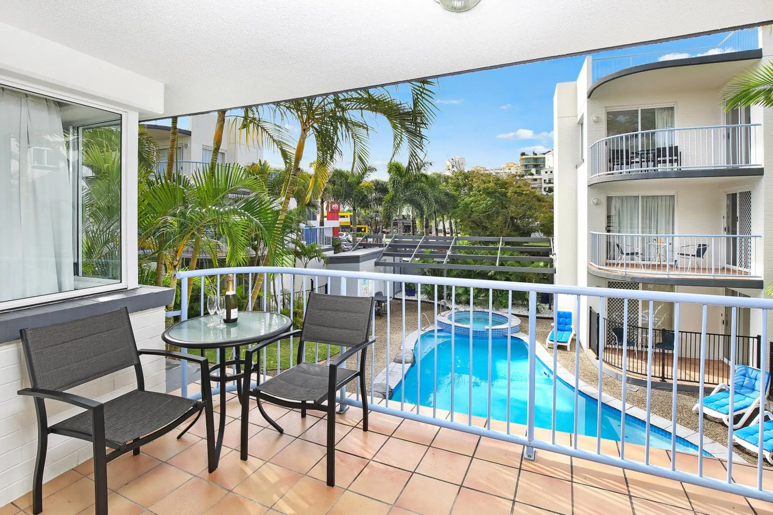 Pool view in Beachside Mooloolaba Pool view in Beachside Mooloolaba