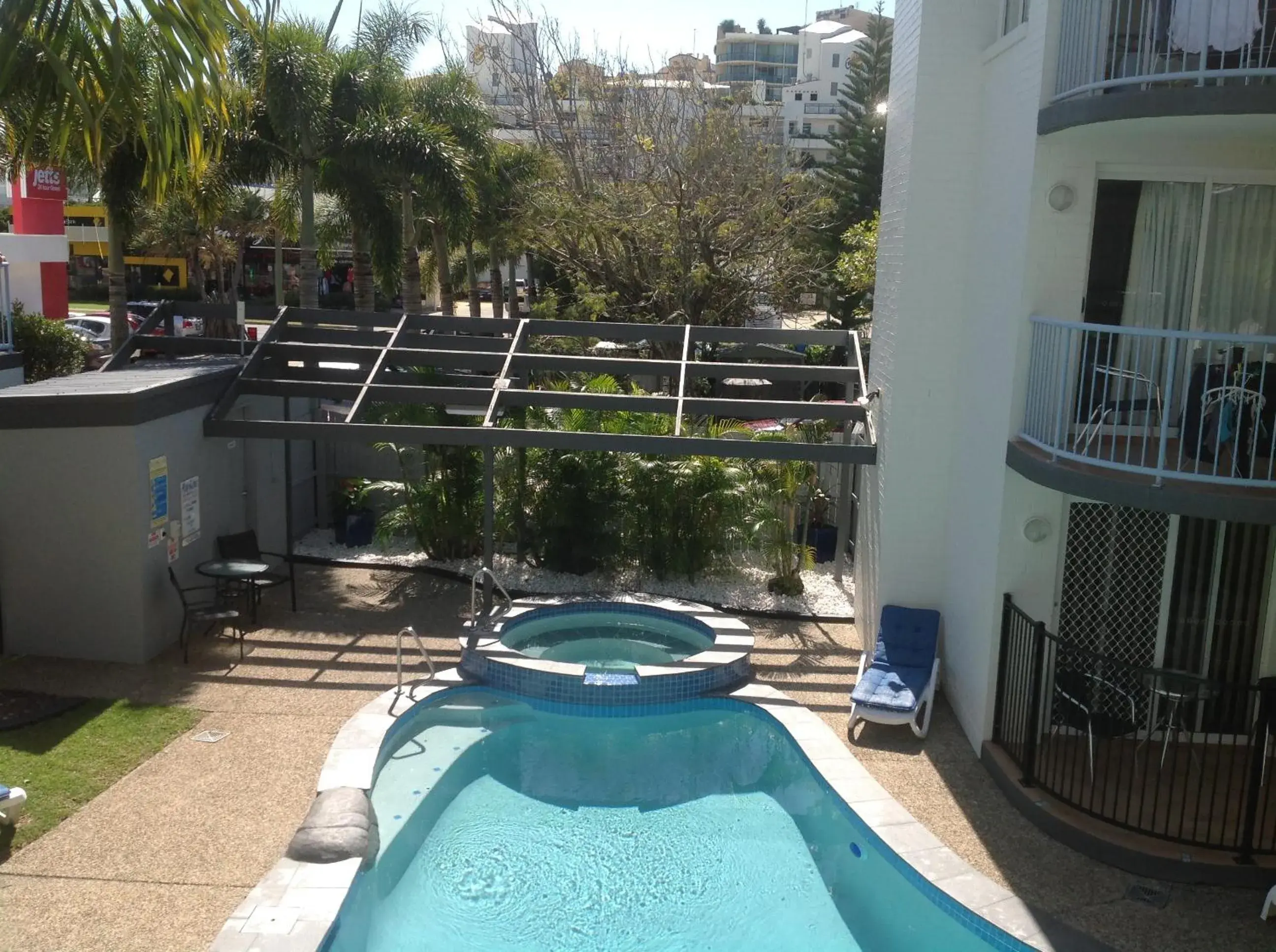 Hot Tub in Beachside Mooloolaba Hot Tub in Beachside Mooloolaba