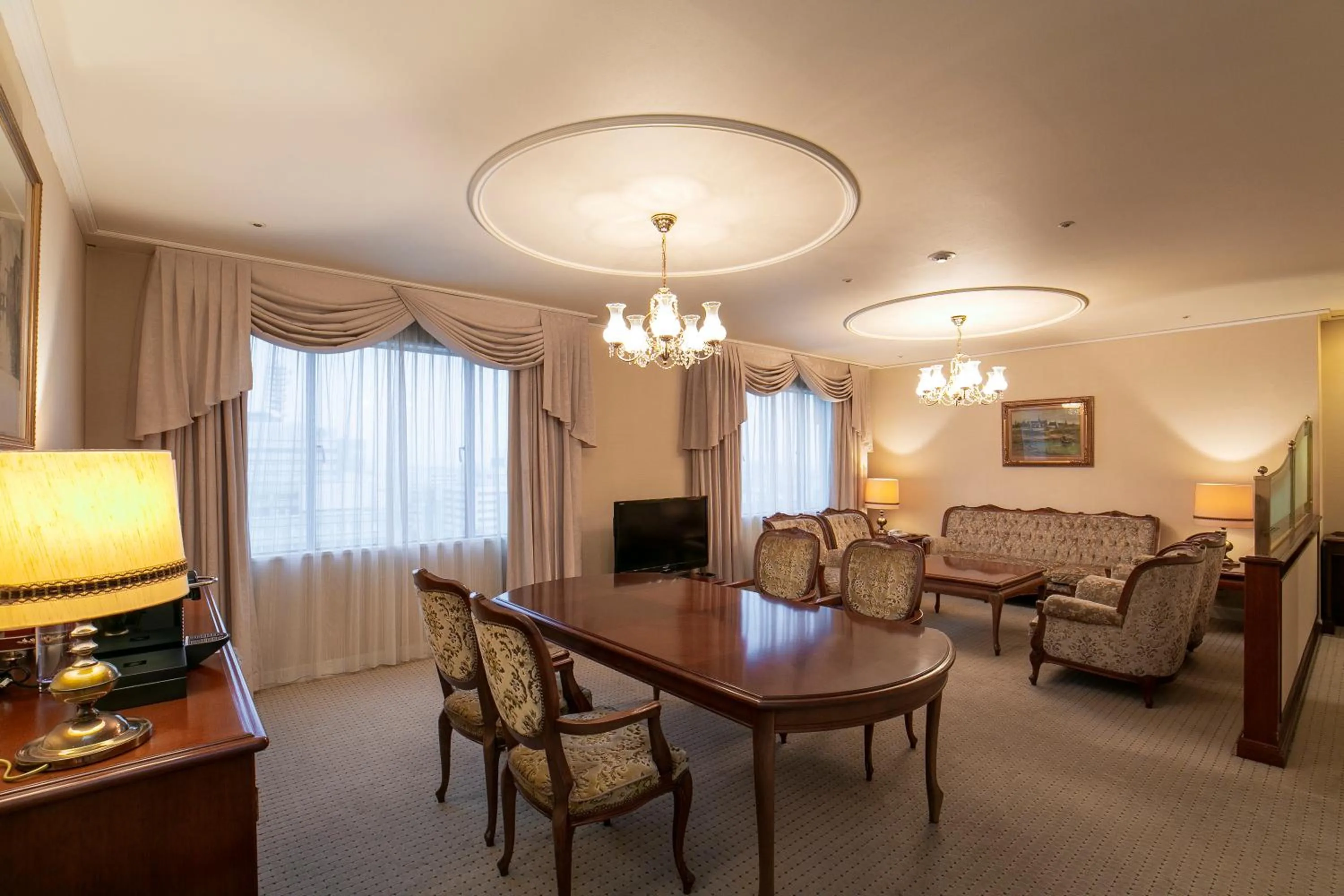 Photo of the whole room in Nagoya Tokyu Hotel