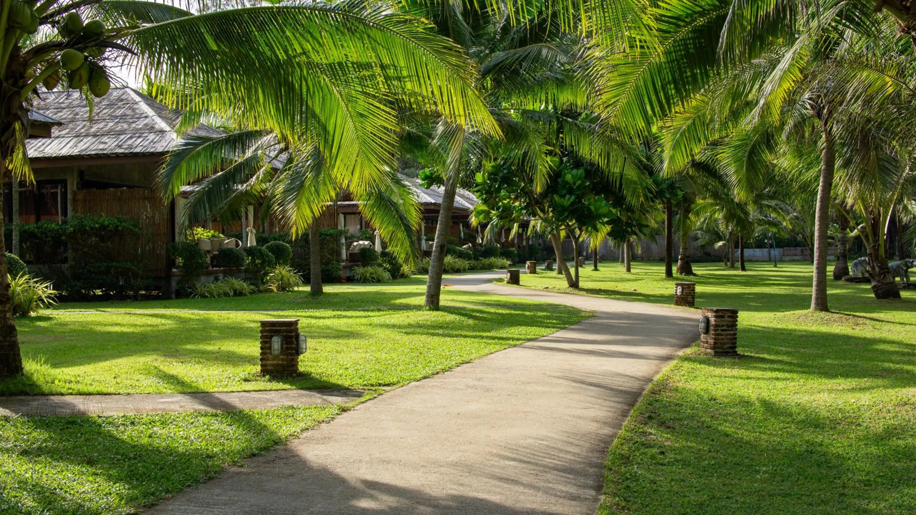 Garden in Long Beach Chalet - SHA Extra Plus