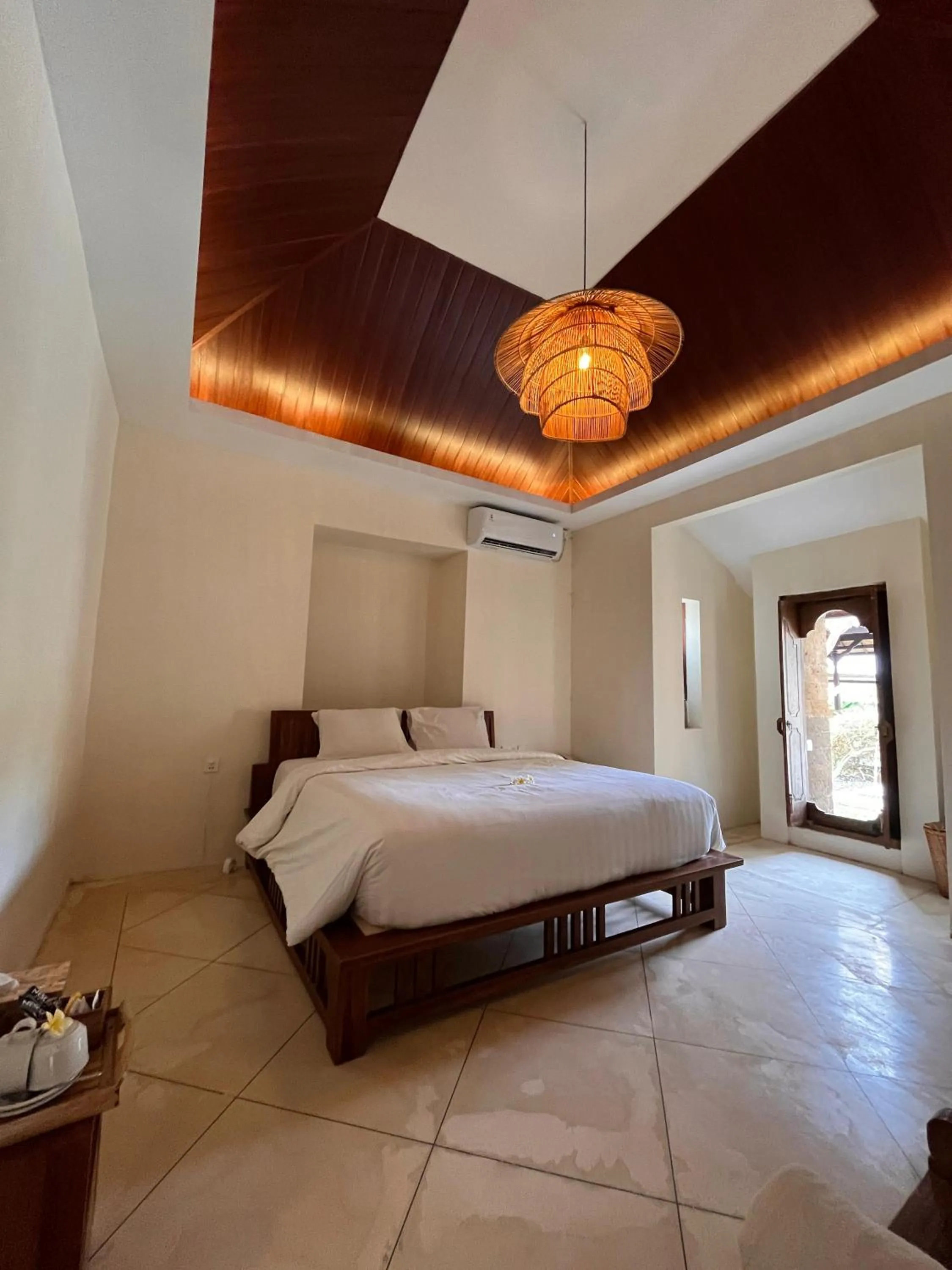 Bedroom, Bed in Visakha Sanur by Puri Signatures