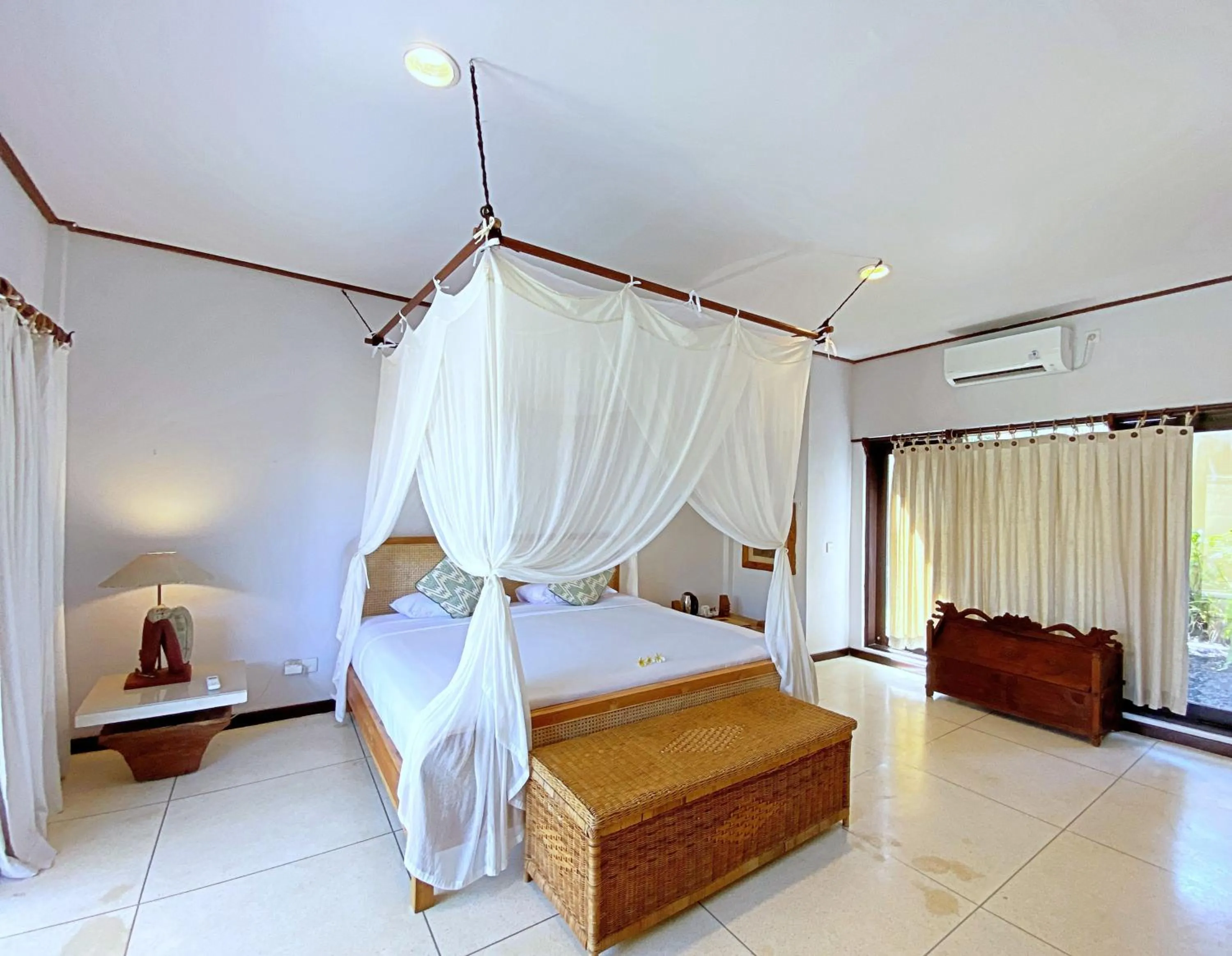 Bed in Visakha Sanur by Puri Signatures