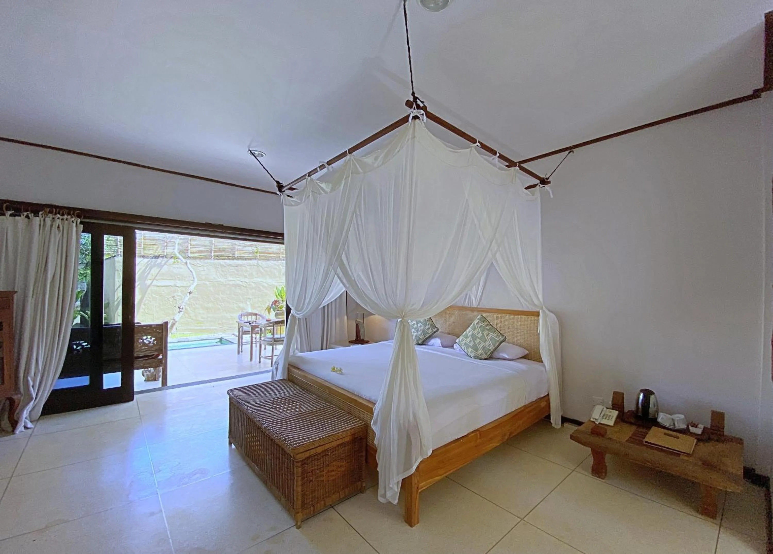 Bedroom, Bed in Visakha Sanur by Puri Signatures