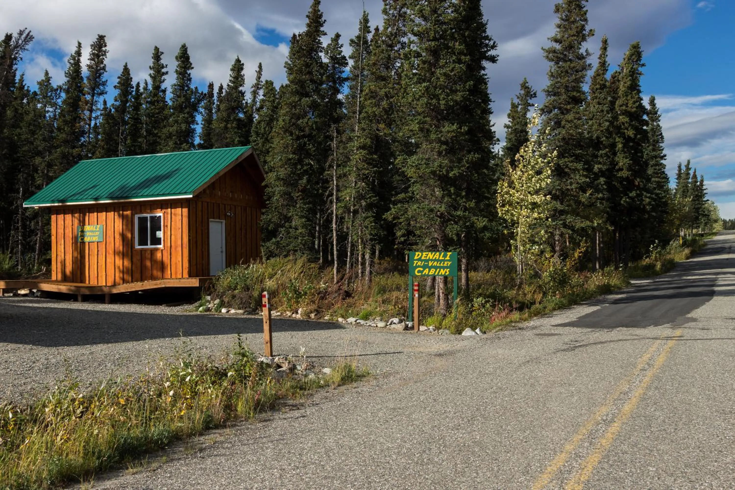 Property building in Denali Tri-Valley Cabins
