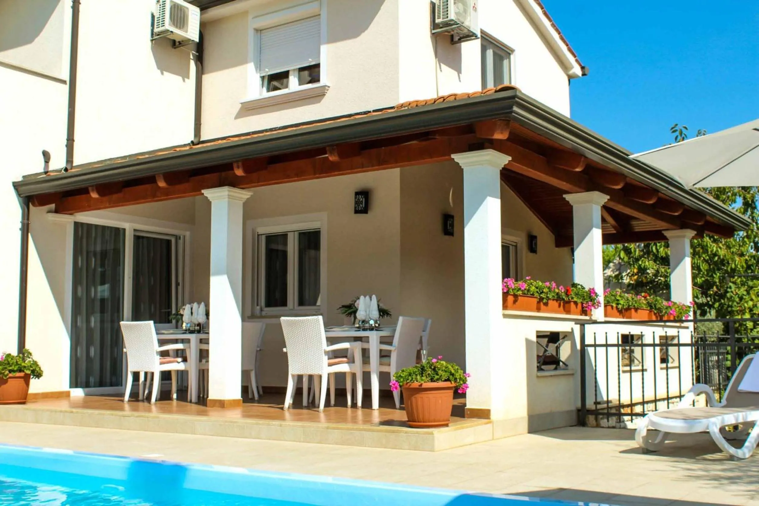 Balcony/Terrace in Villa Zare