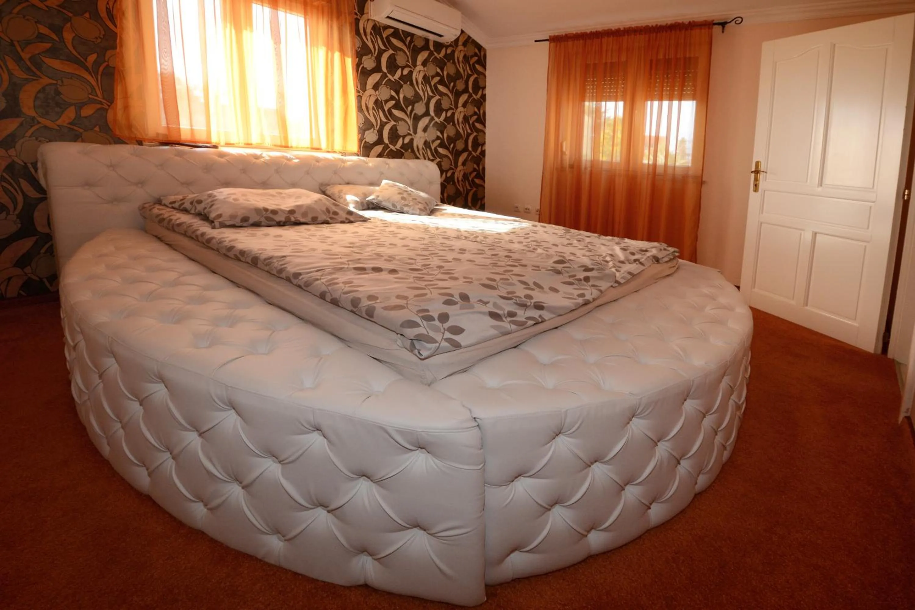Bedroom, Bed in Villa Zare