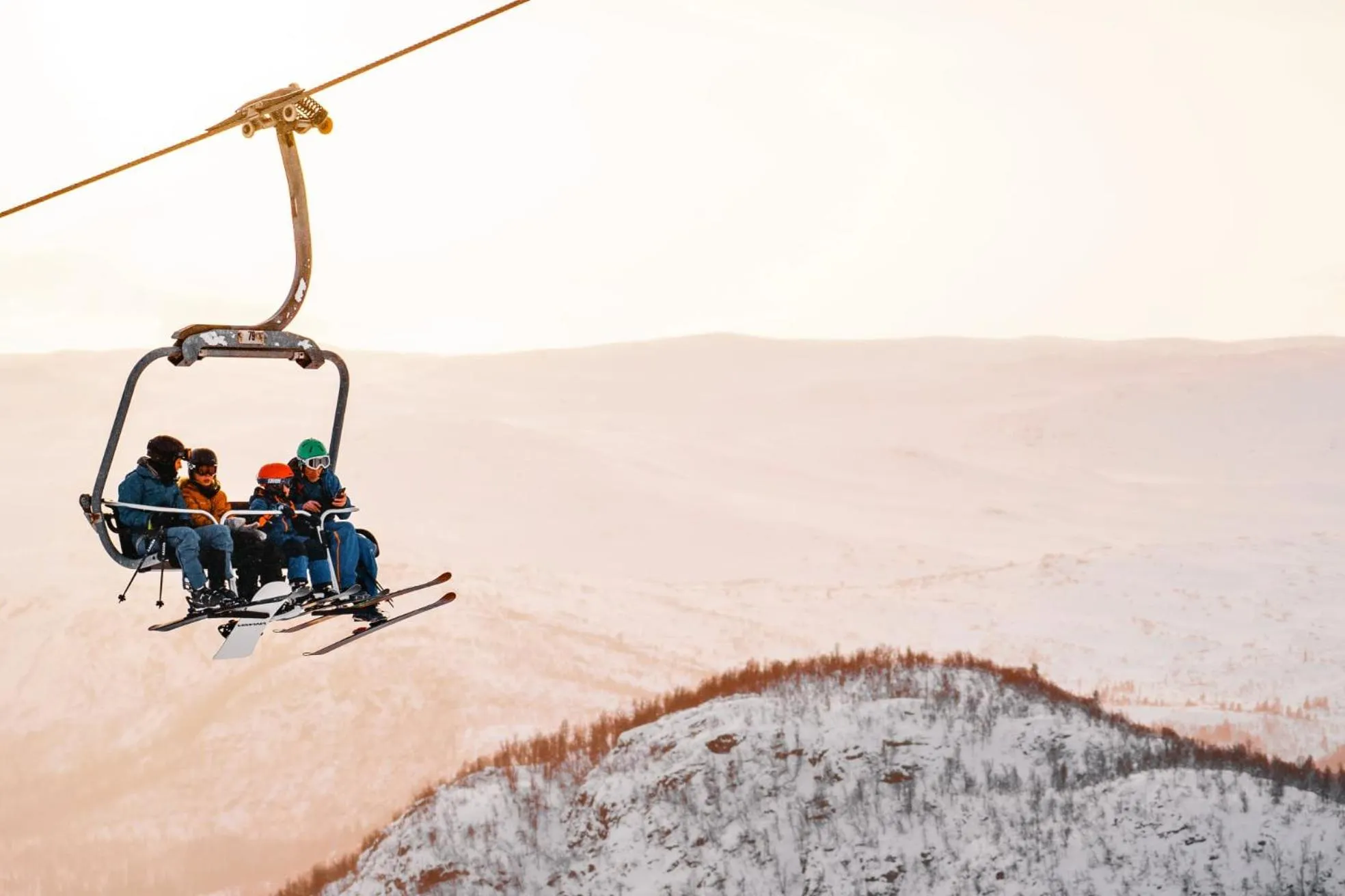 Skiing in Hovdestøylen