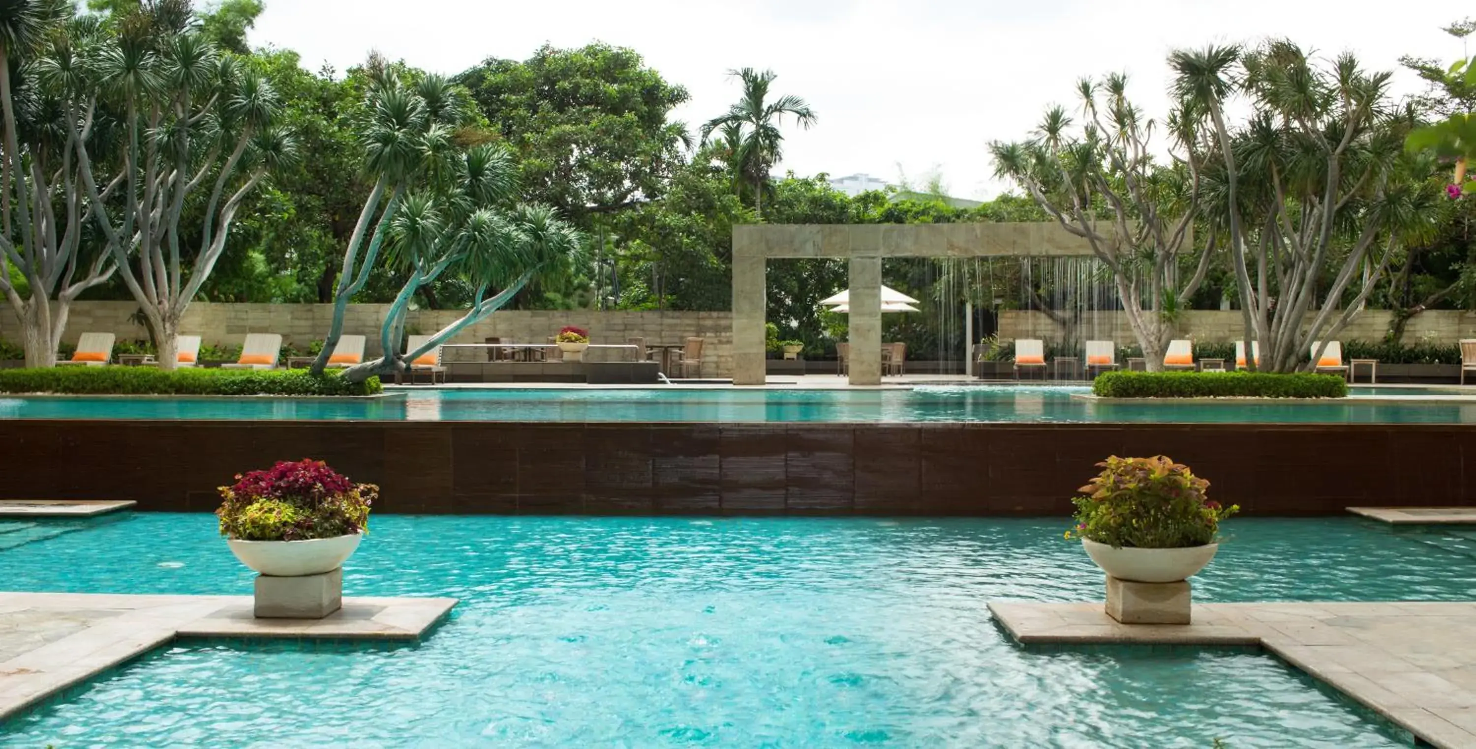 Swimming pool in Somerset Berlian Jakarta Swimming pool in Somerset Berlian Jakarta