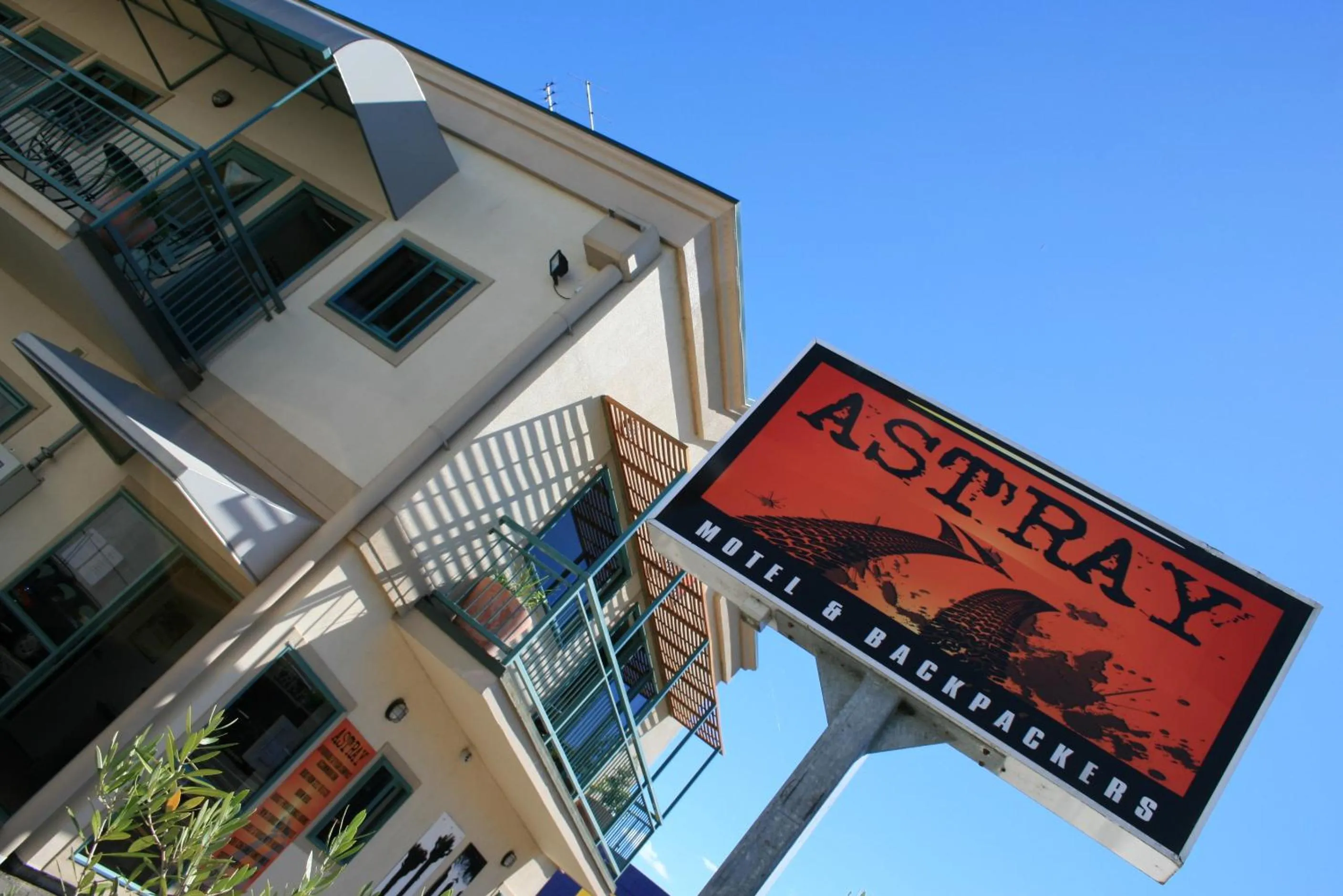 Facade/entrance in Astray Motel