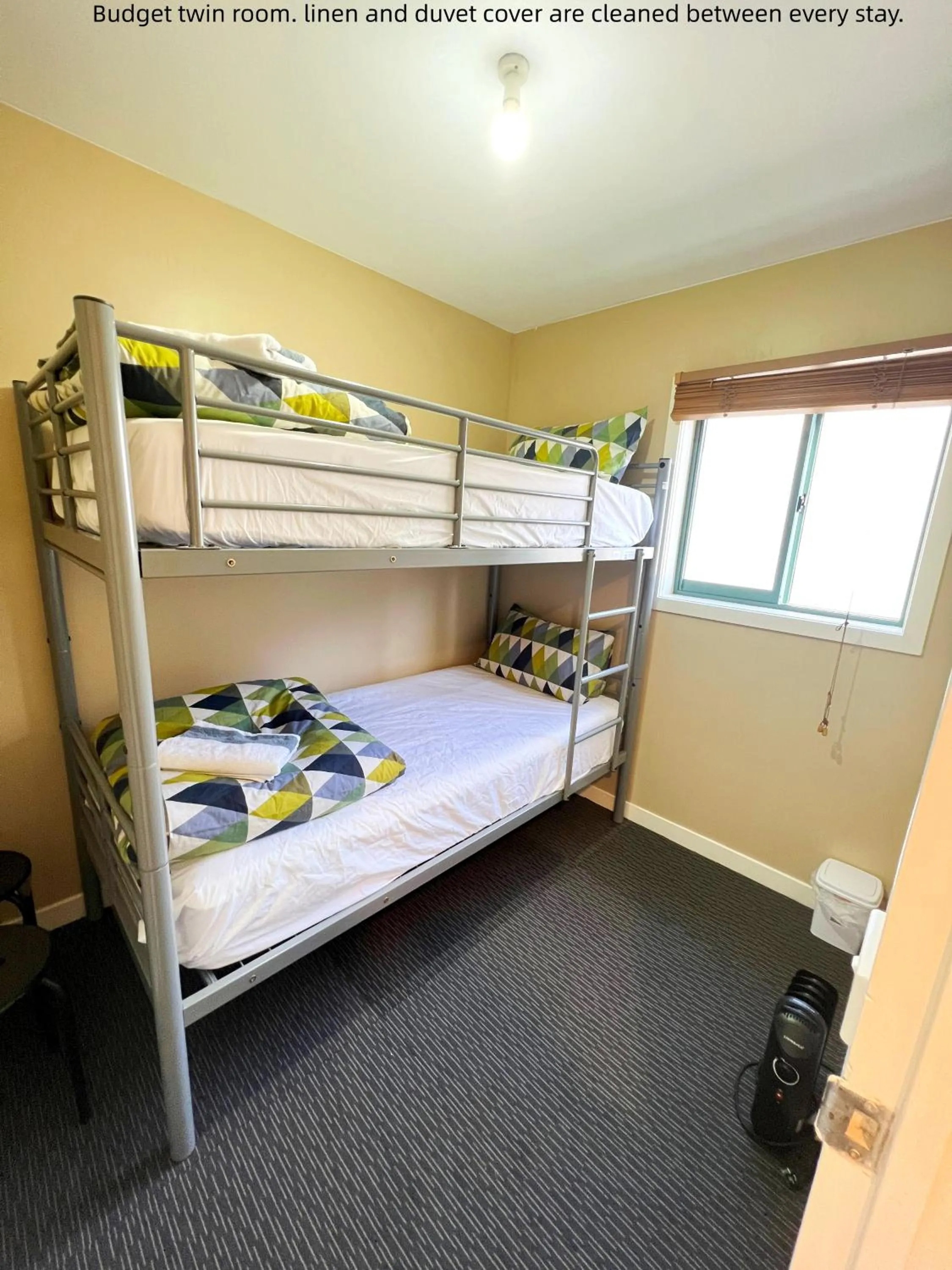 Bedroom, Bed in Astray Motel