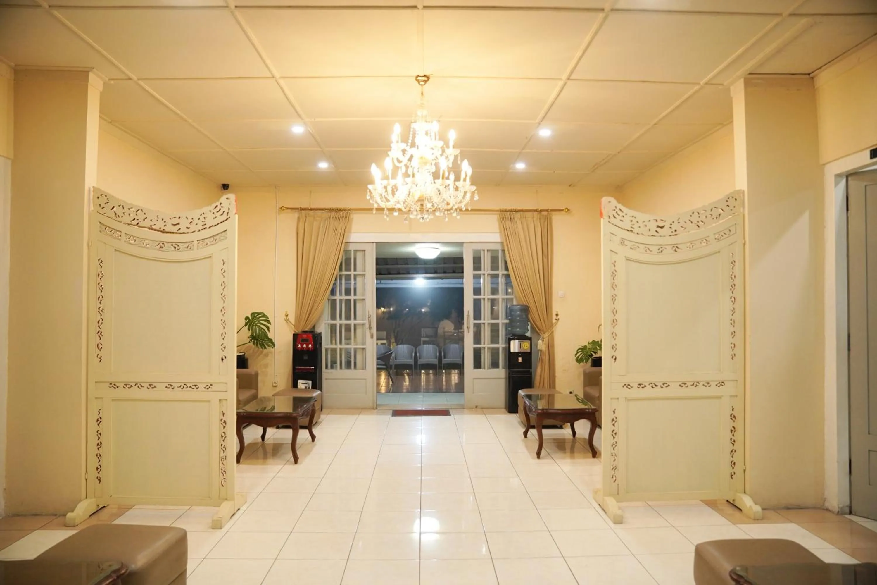 Living room in Hotel Indah Palace Tawangmangu