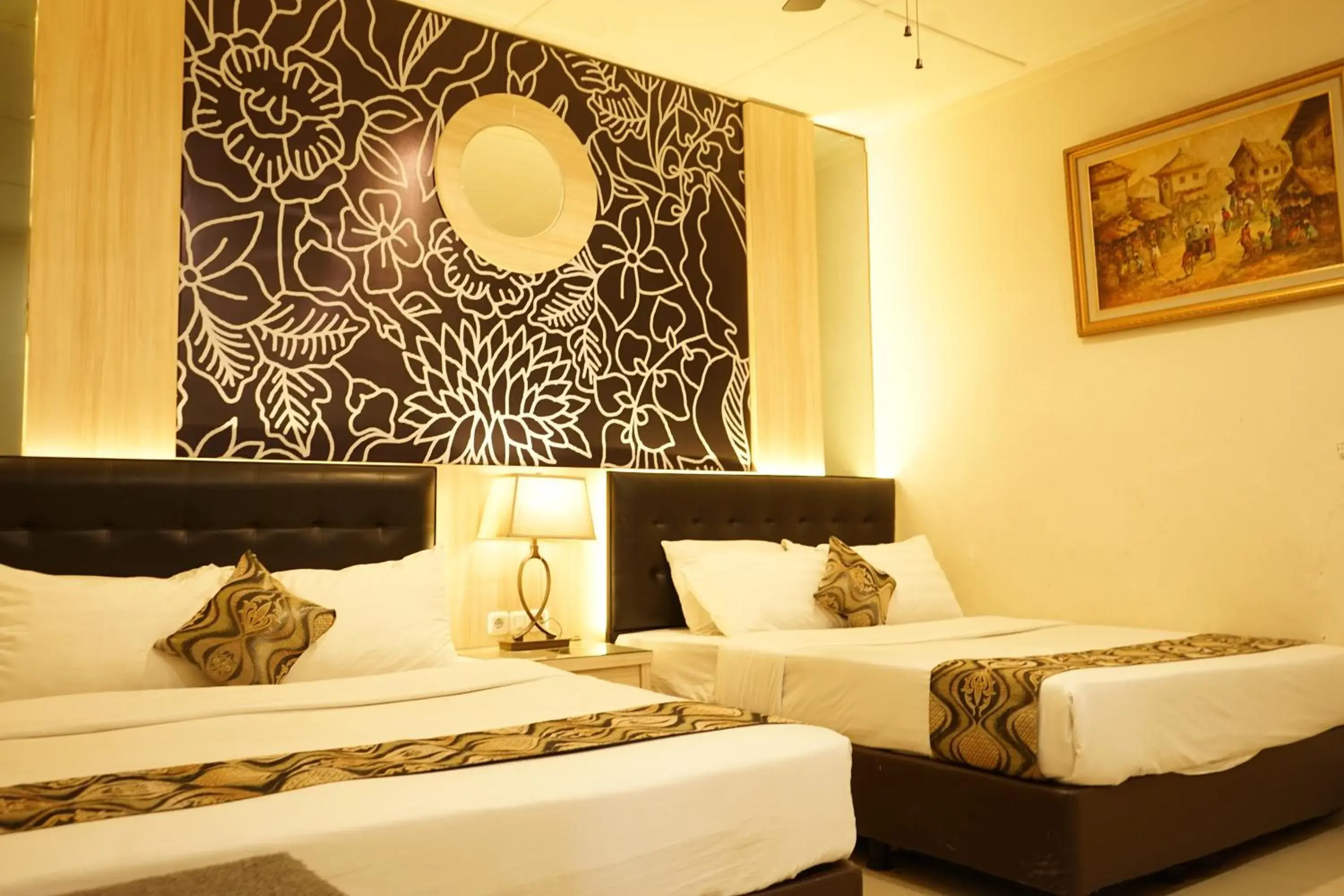Standard Double or Twin Room with Garden View in Hotel Indah Palace Tawangmangu Standard Double or Twin Room with Garden View in Hotel Indah Palace Tawangmangu