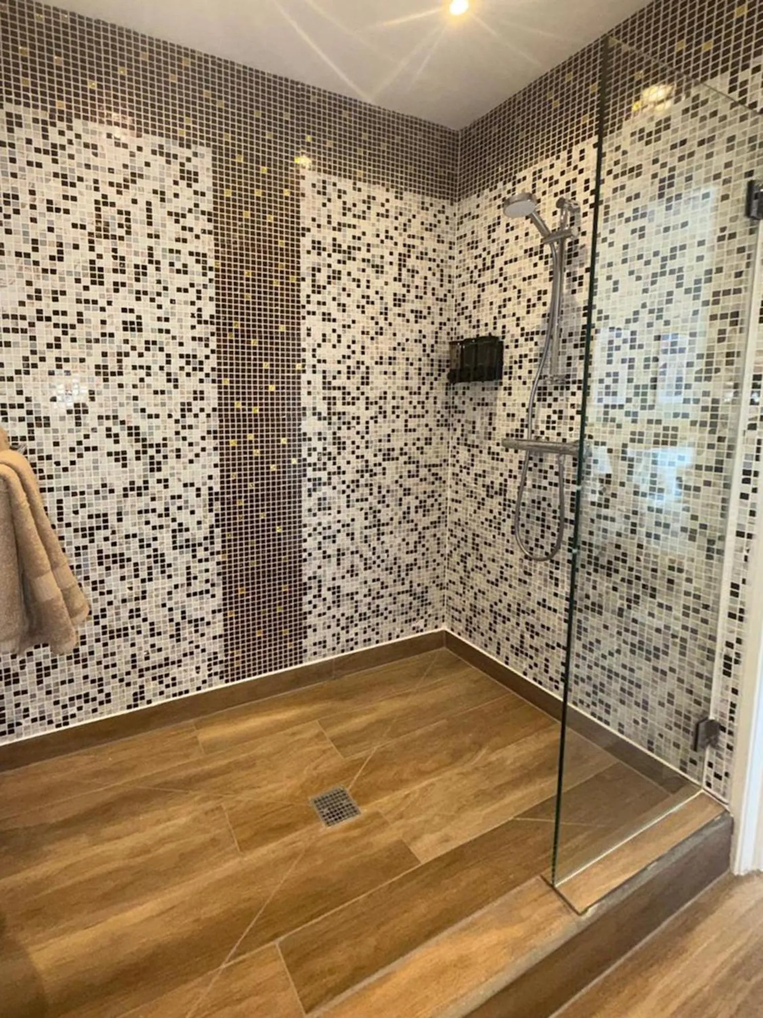 Bathroom in Secret Harbour Boutique Hotel and Marina