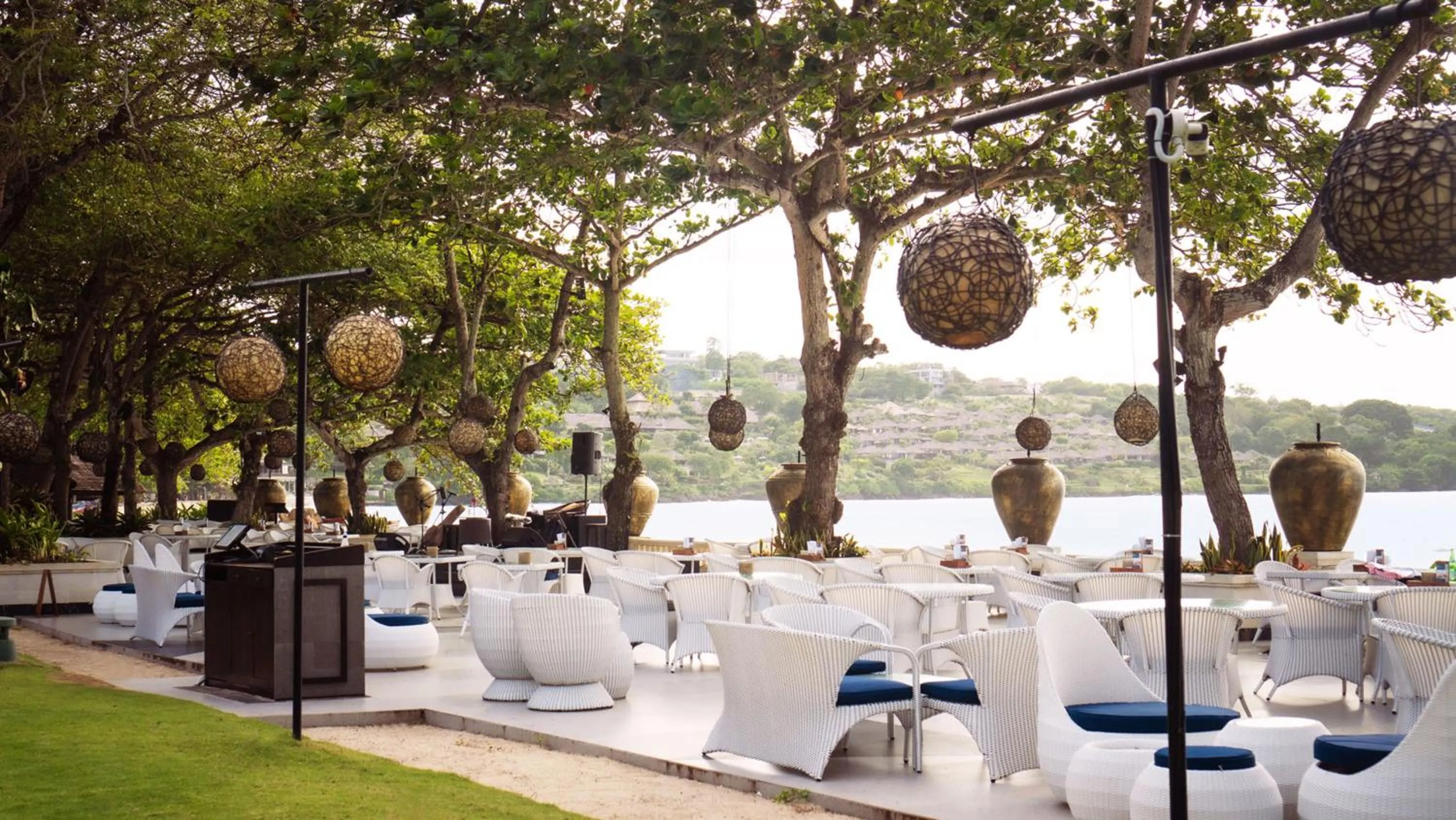 Restaurant/places to eat in InterContinental Bali Resort by IHG