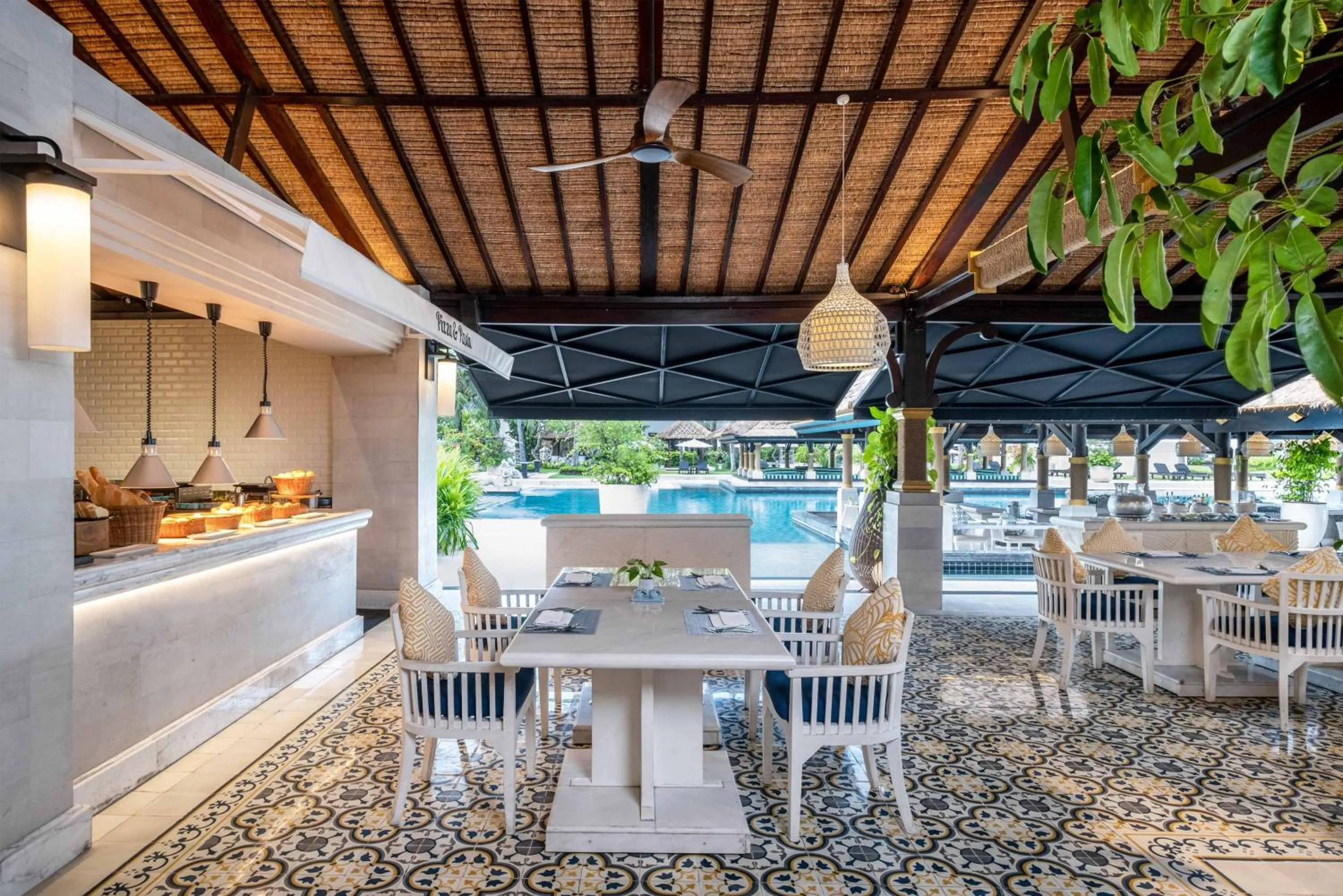 Restaurant/places to eat in InterContinental Bali Resort by IHG