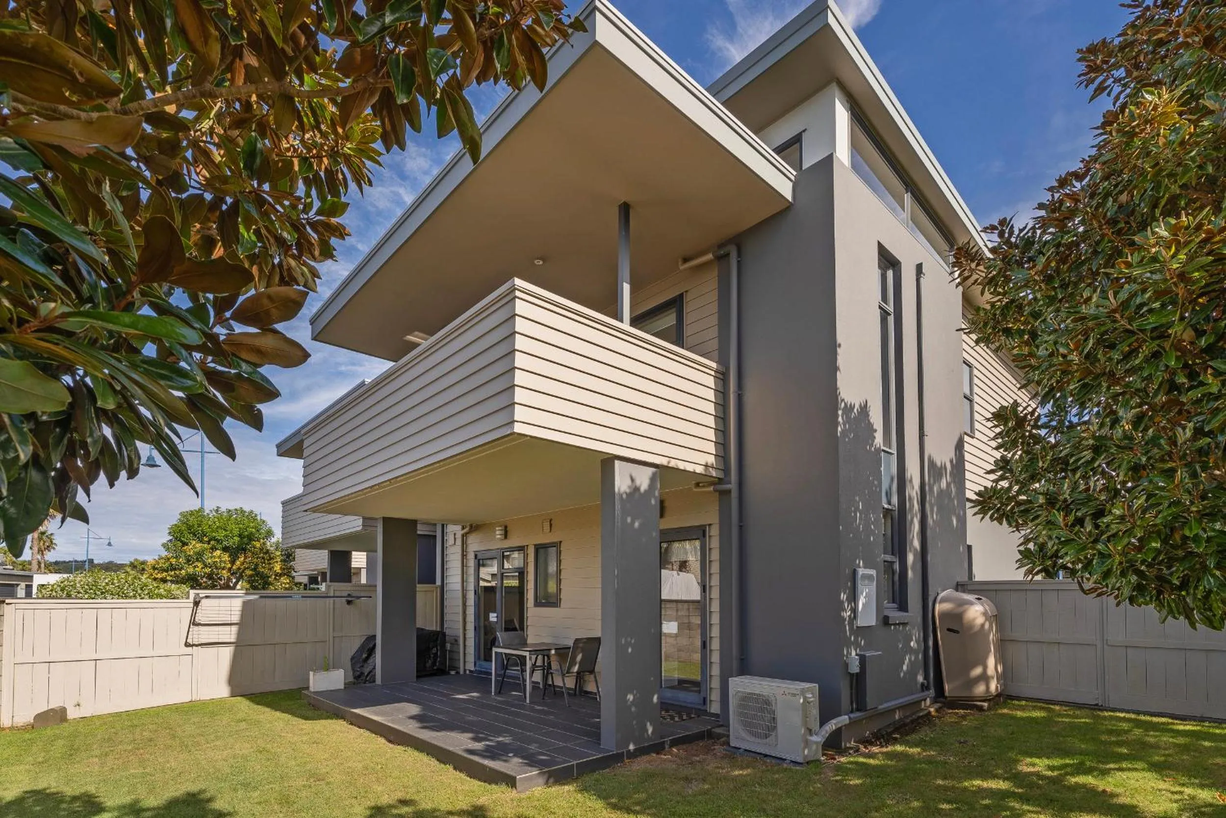 Sovereign Pier On The Waterways