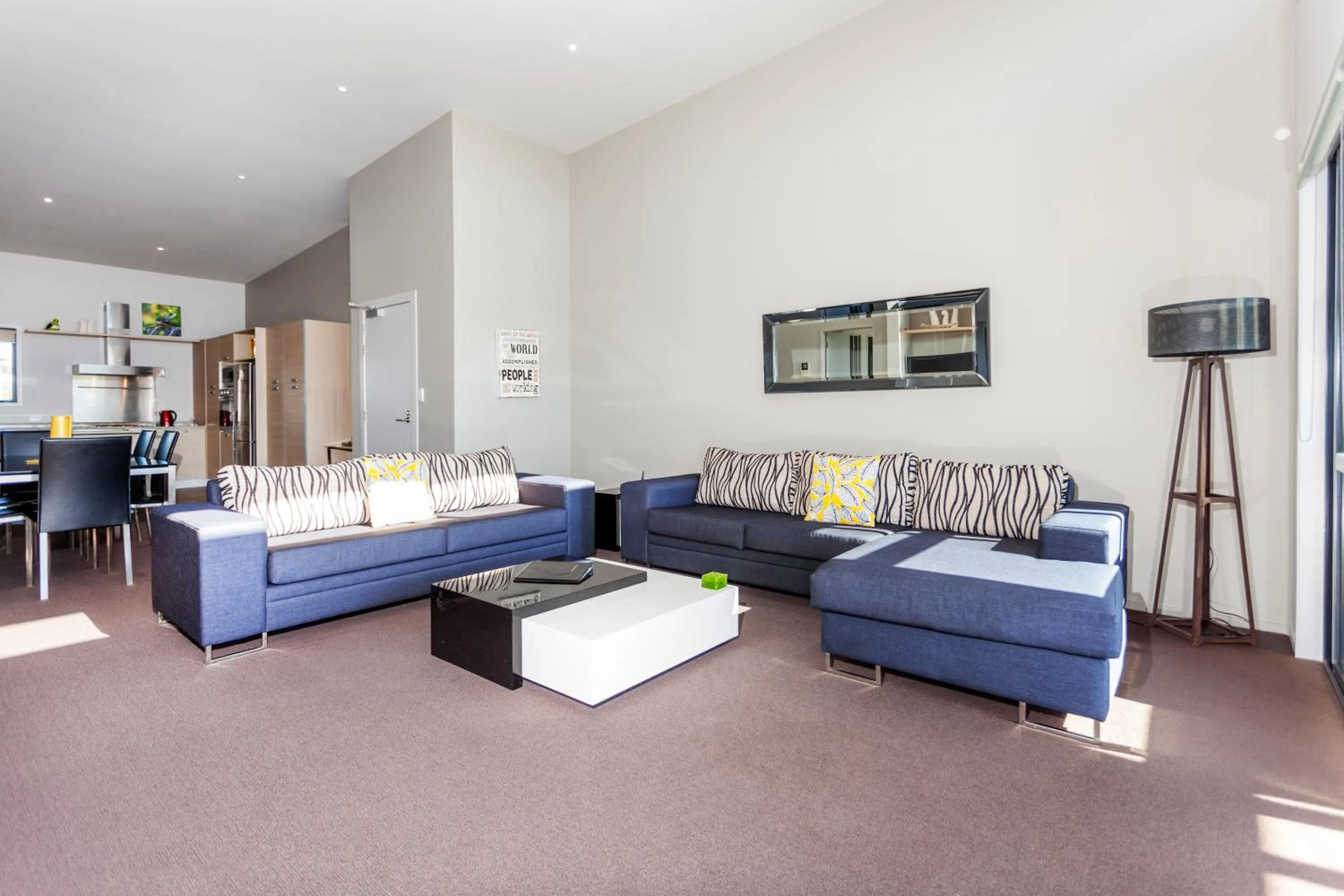 Living room in Sovereign Pier On The Waterways