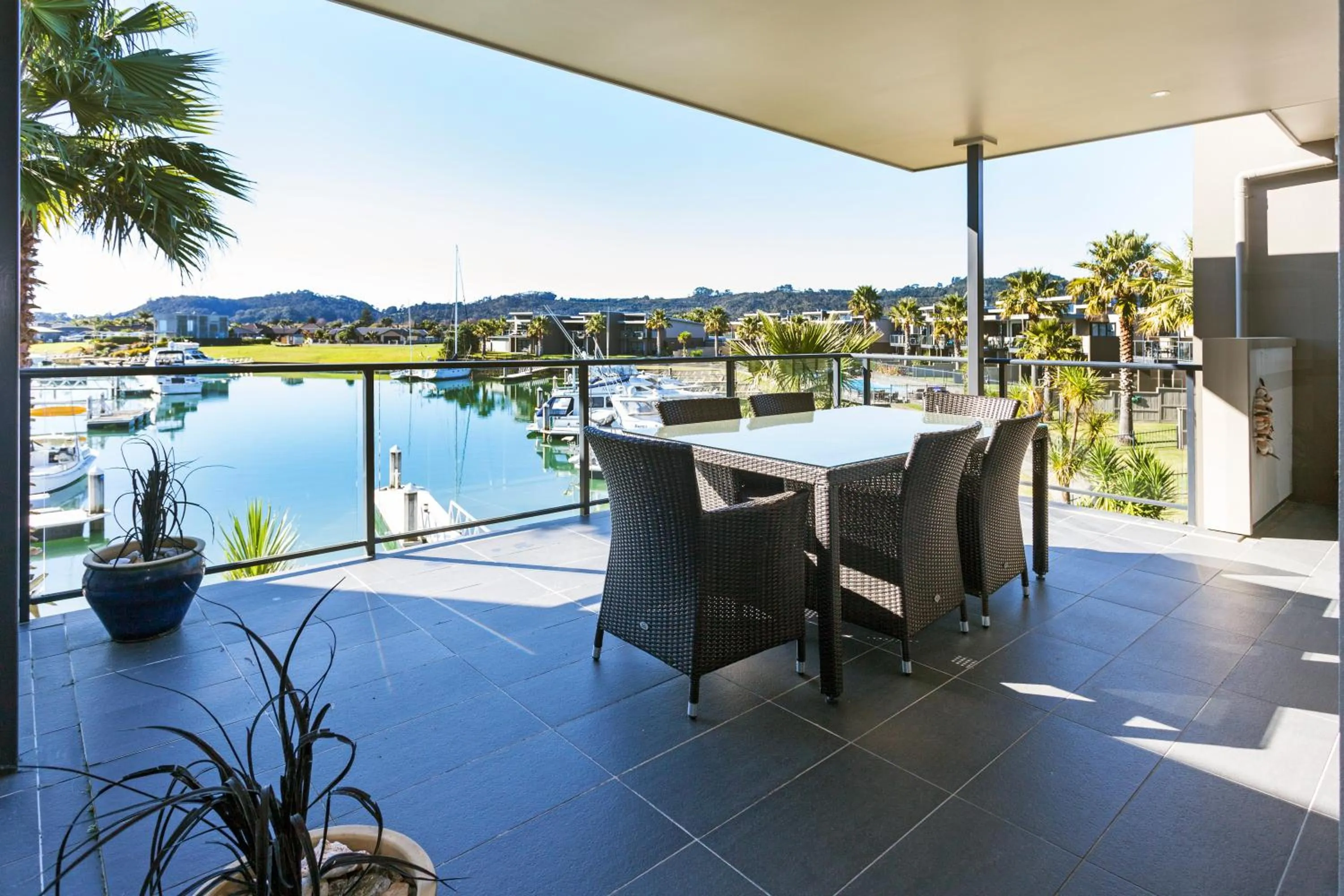 Property building in Sovereign Pier On The Waterways