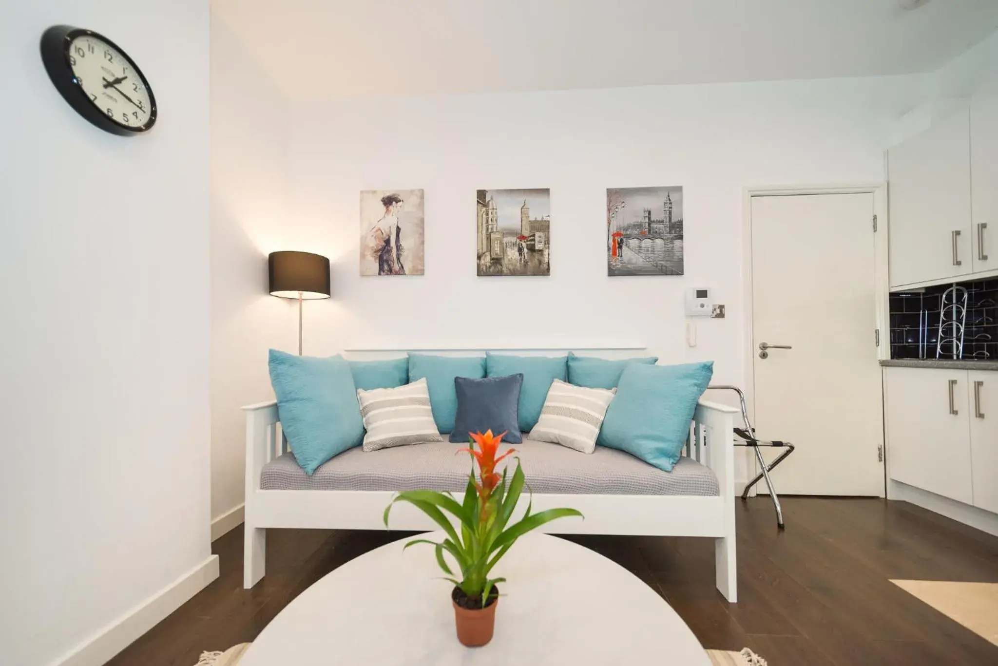 One-Bedroom Apartment in Central London Apartment - Great Location One-Bedroom Apartment in Central London Apartment - Great Location