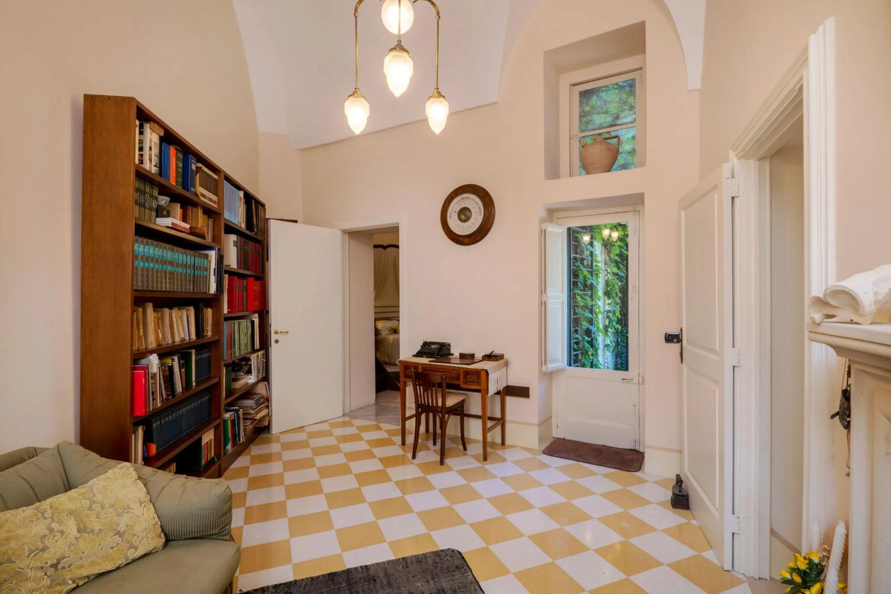 Living room in Palazzo Rollo