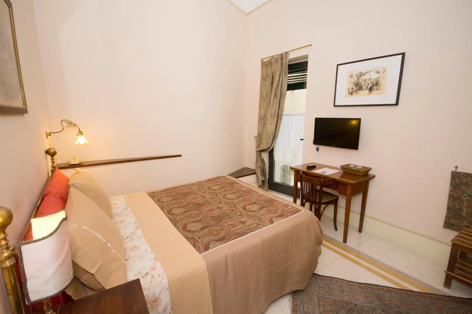 Bed in Palazzo Rollo