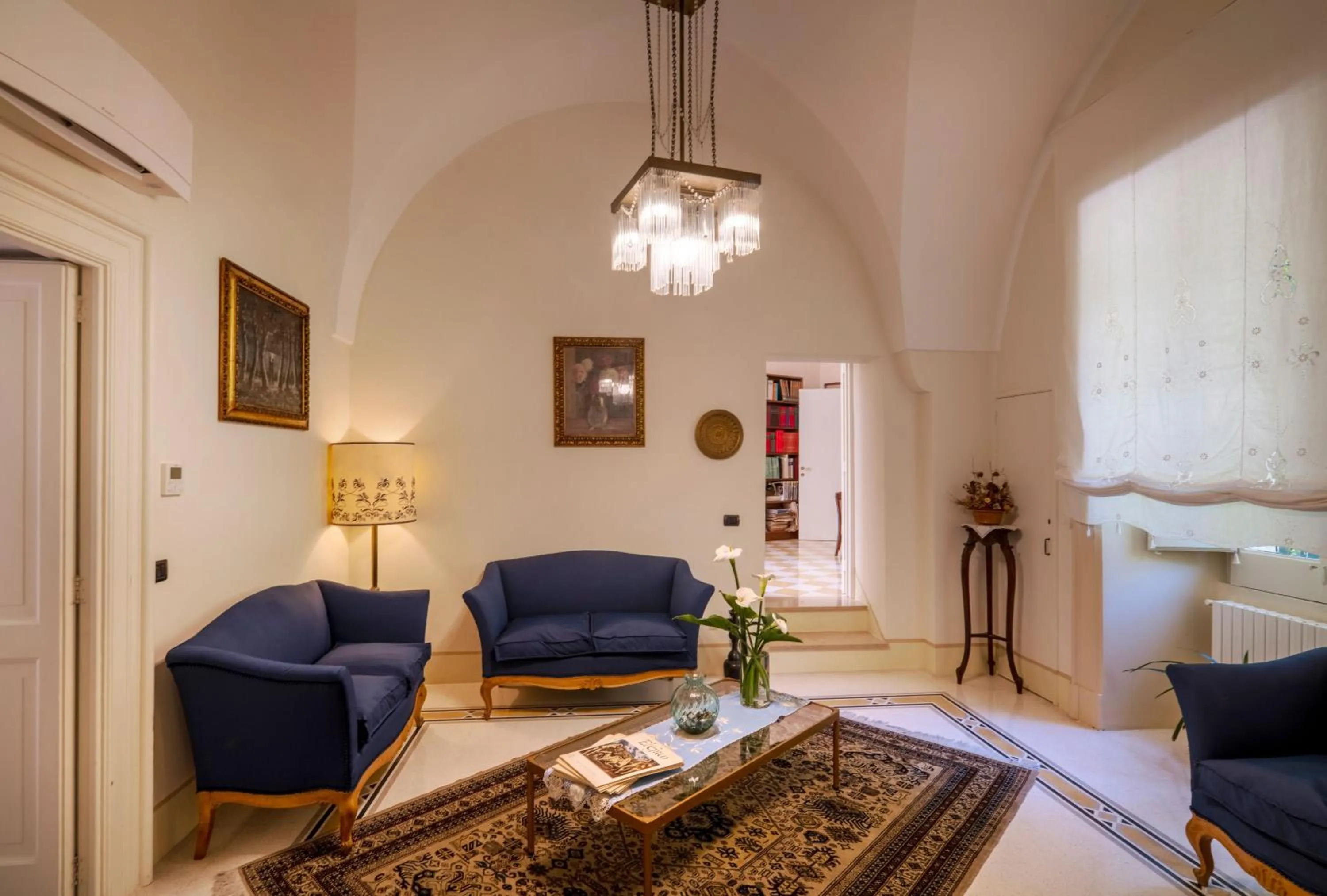Seating area in Palazzo Rollo