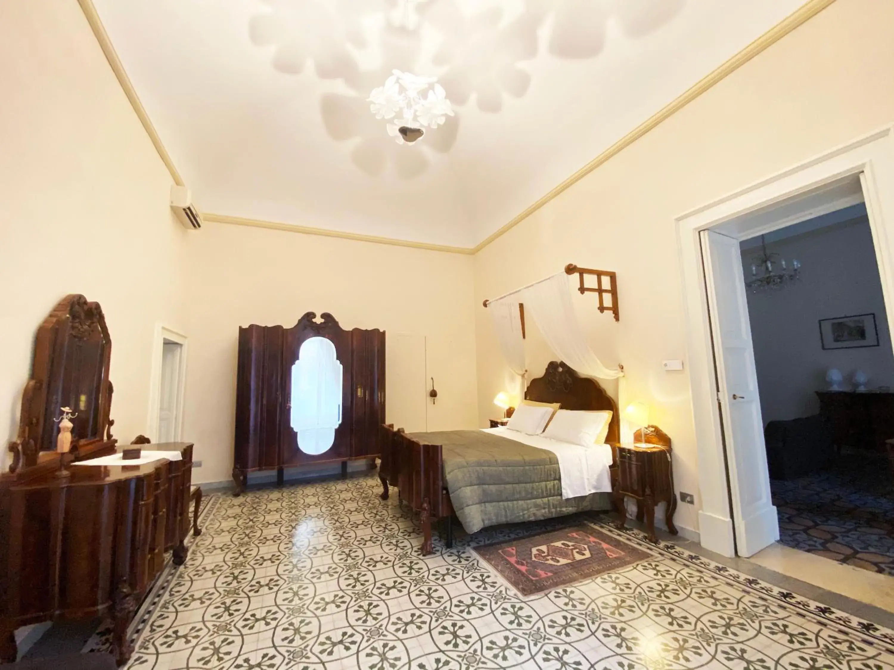 Suite in Palazzo Rollo Suite in Palazzo Rollo