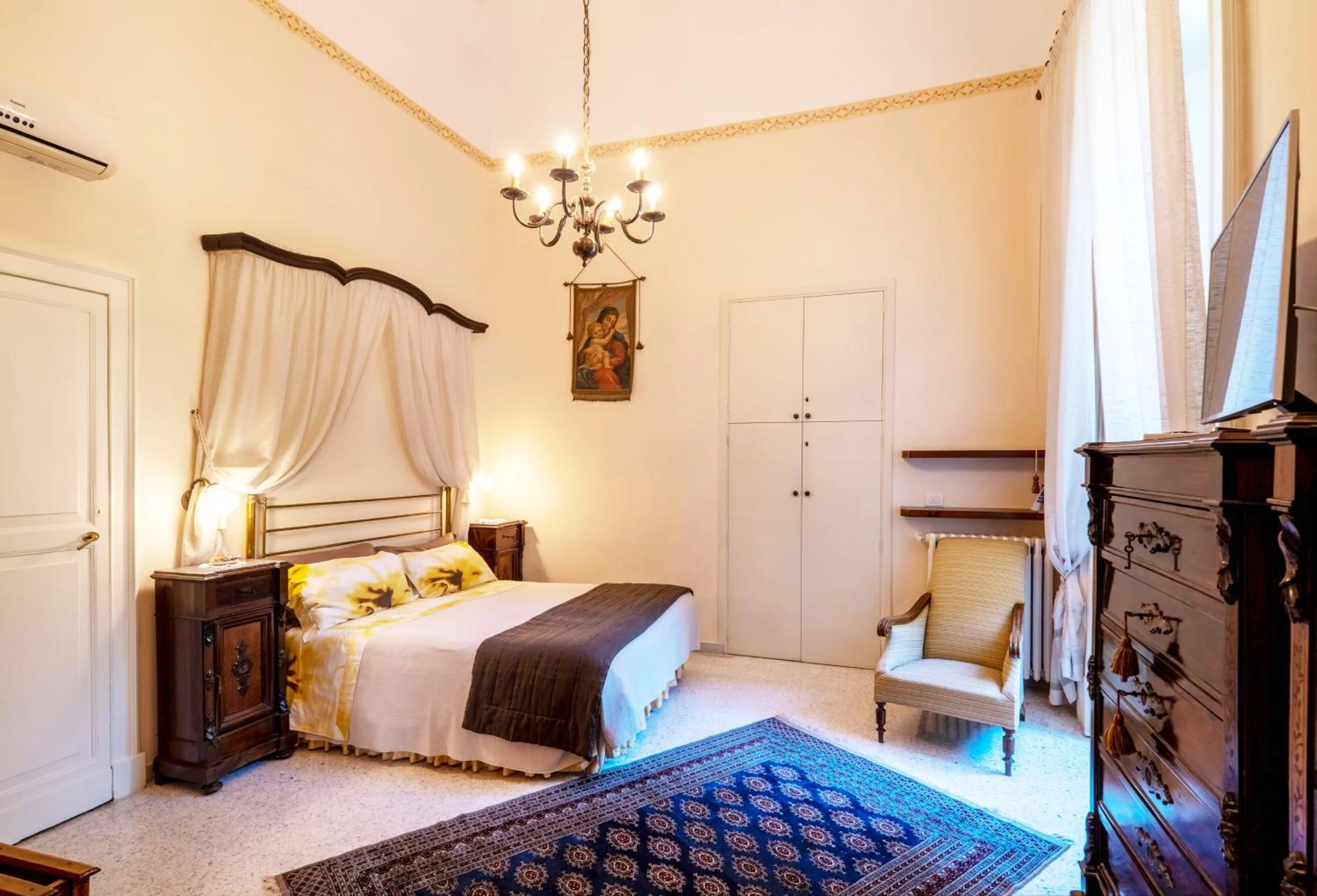 Bed in Palazzo Rollo