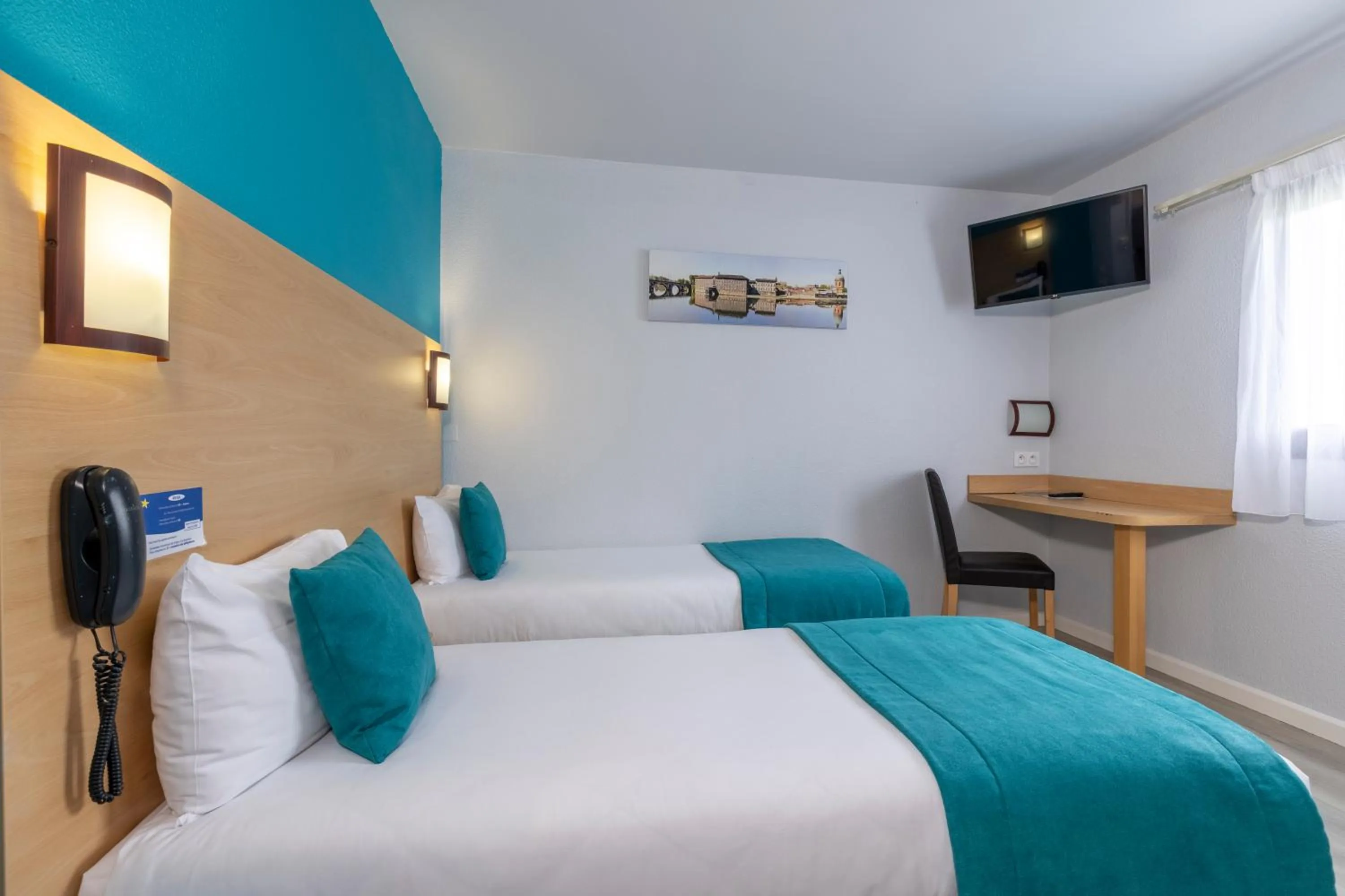 Bed in The Originals Access, Hôtel Innostar