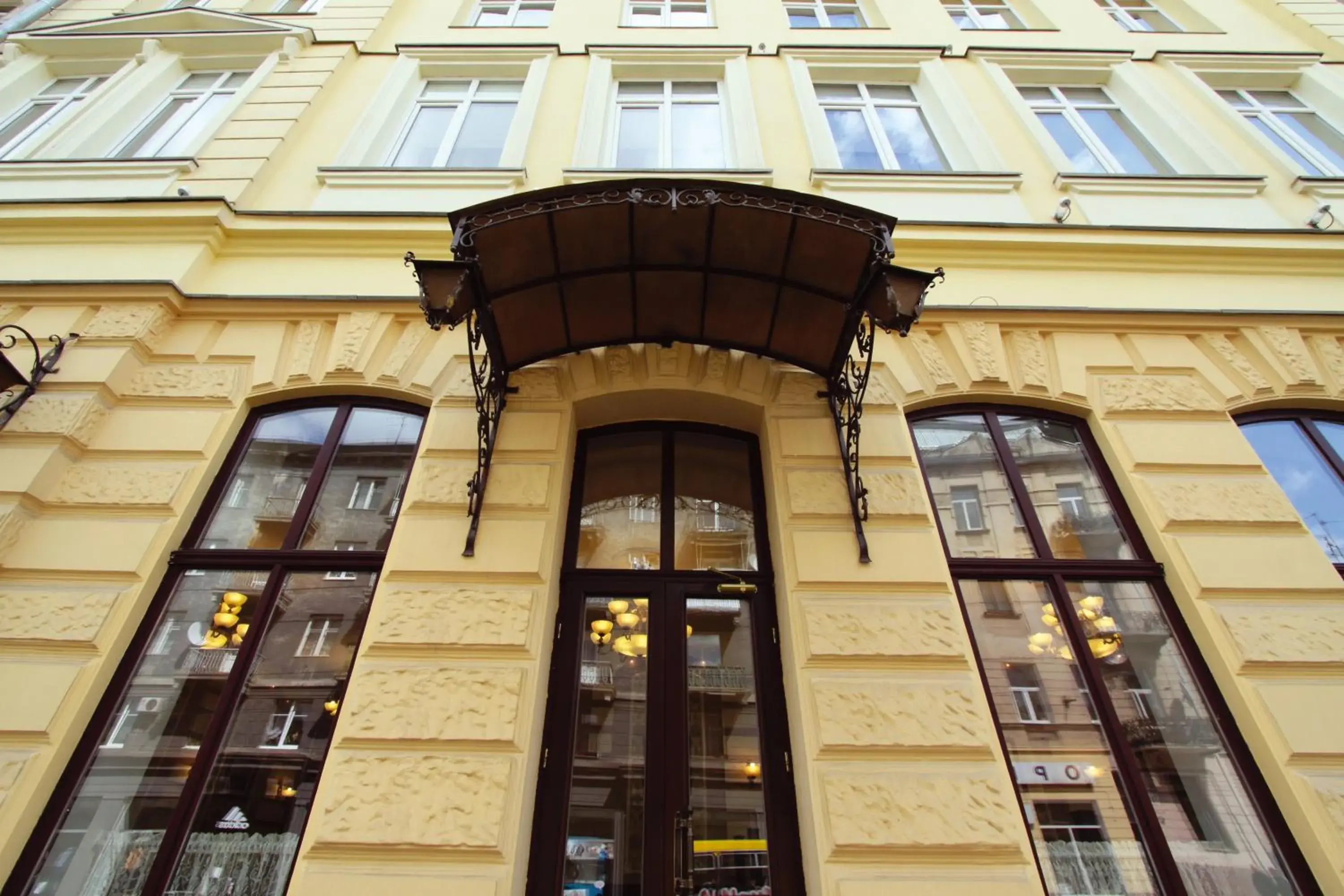 Optima Dworzec Lviv Optima Dworzec Lviv