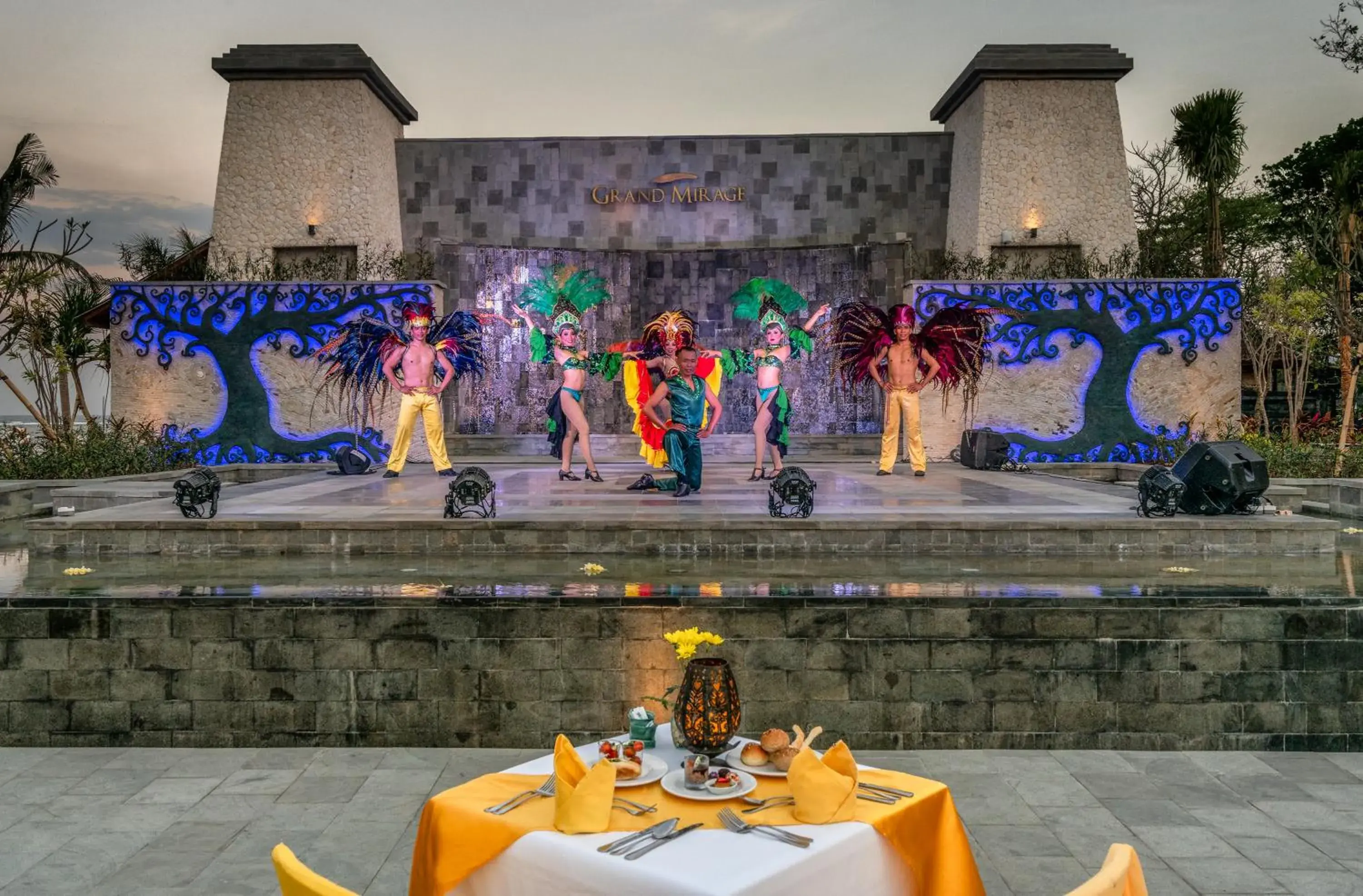 Restaurant/places to eat in Grand Mirage Resort & Thalasso Bali Restaurant/places to eat in Grand Mirage Resort & Thalasso Bali