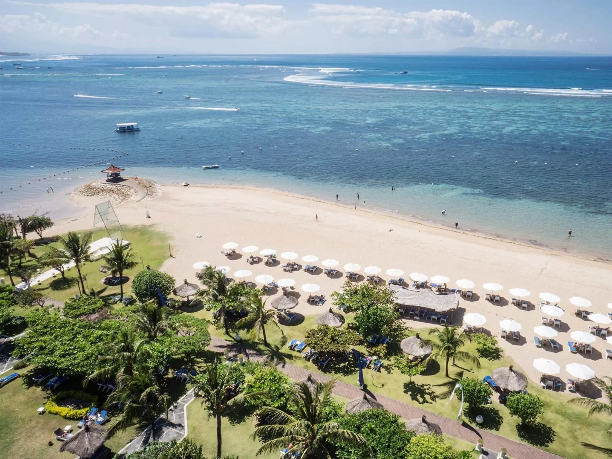 Beach in Grand Mirage Resort & Thalasso Bali