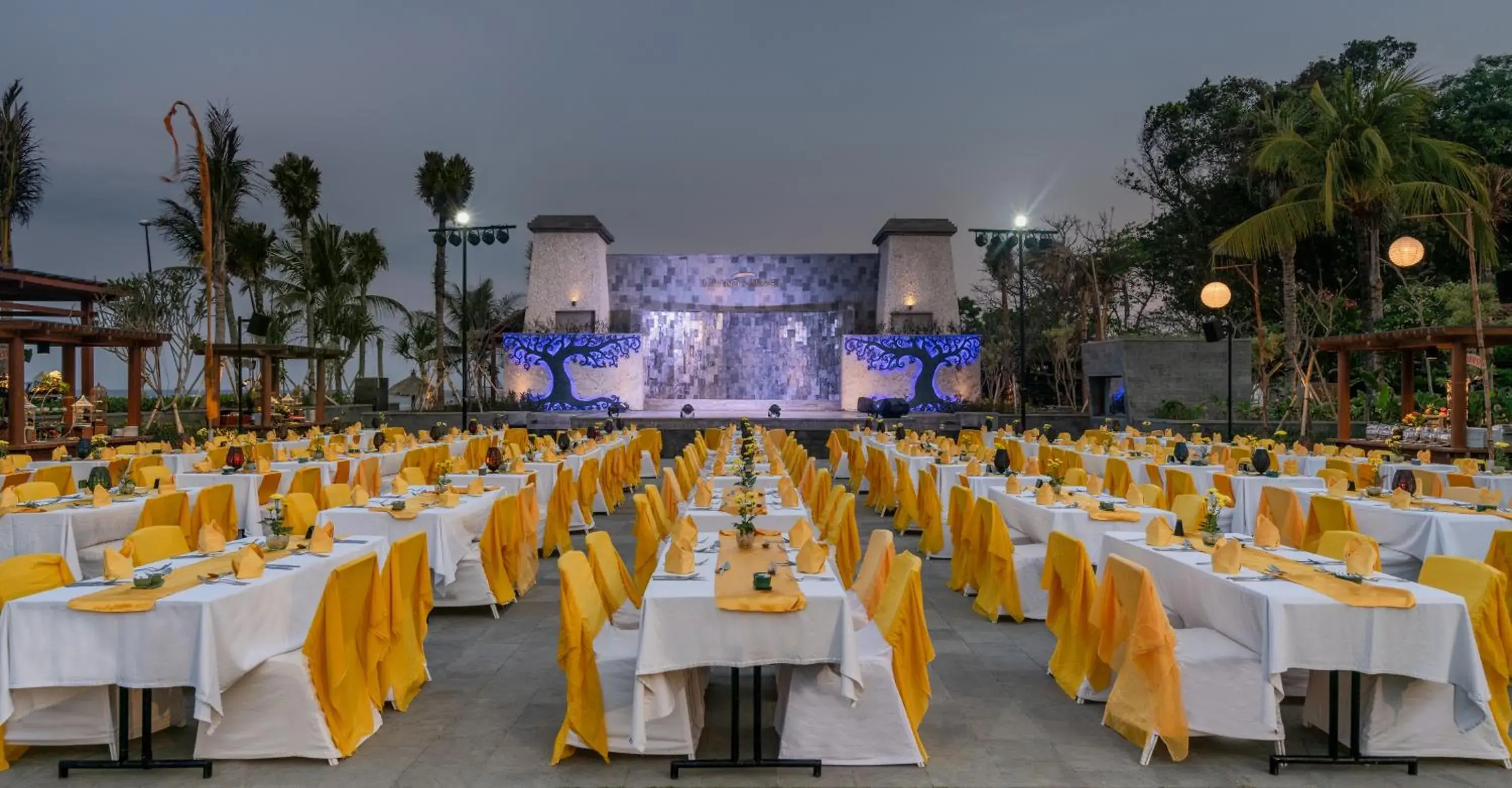 Restaurant/places to eat in Grand Mirage Resort & Thalasso Bali Restaurant/places to eat in Grand Mirage Resort & Thalasso Bali