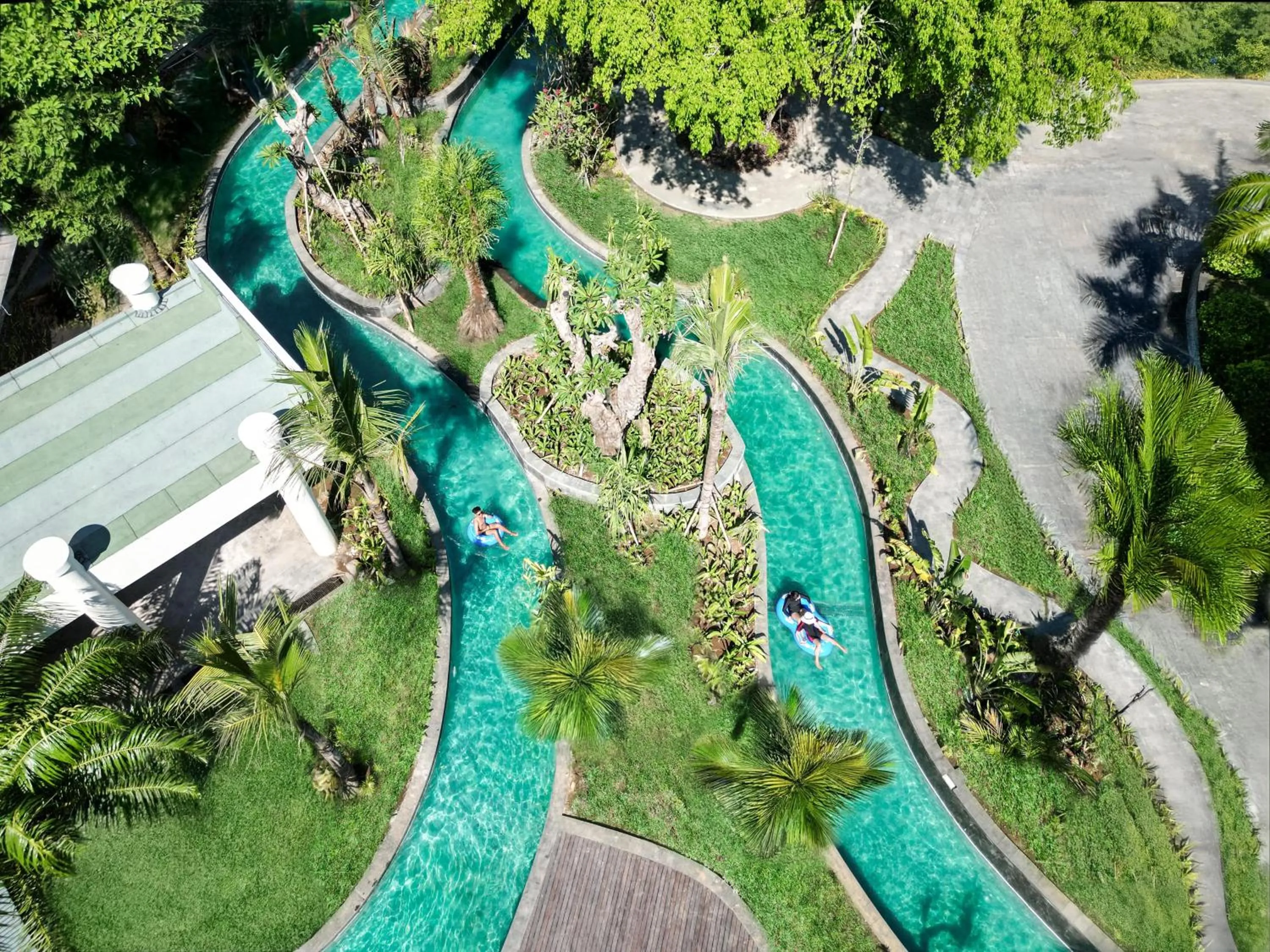 Swimming pool in Grand Mirage Resort & Thalasso Bali