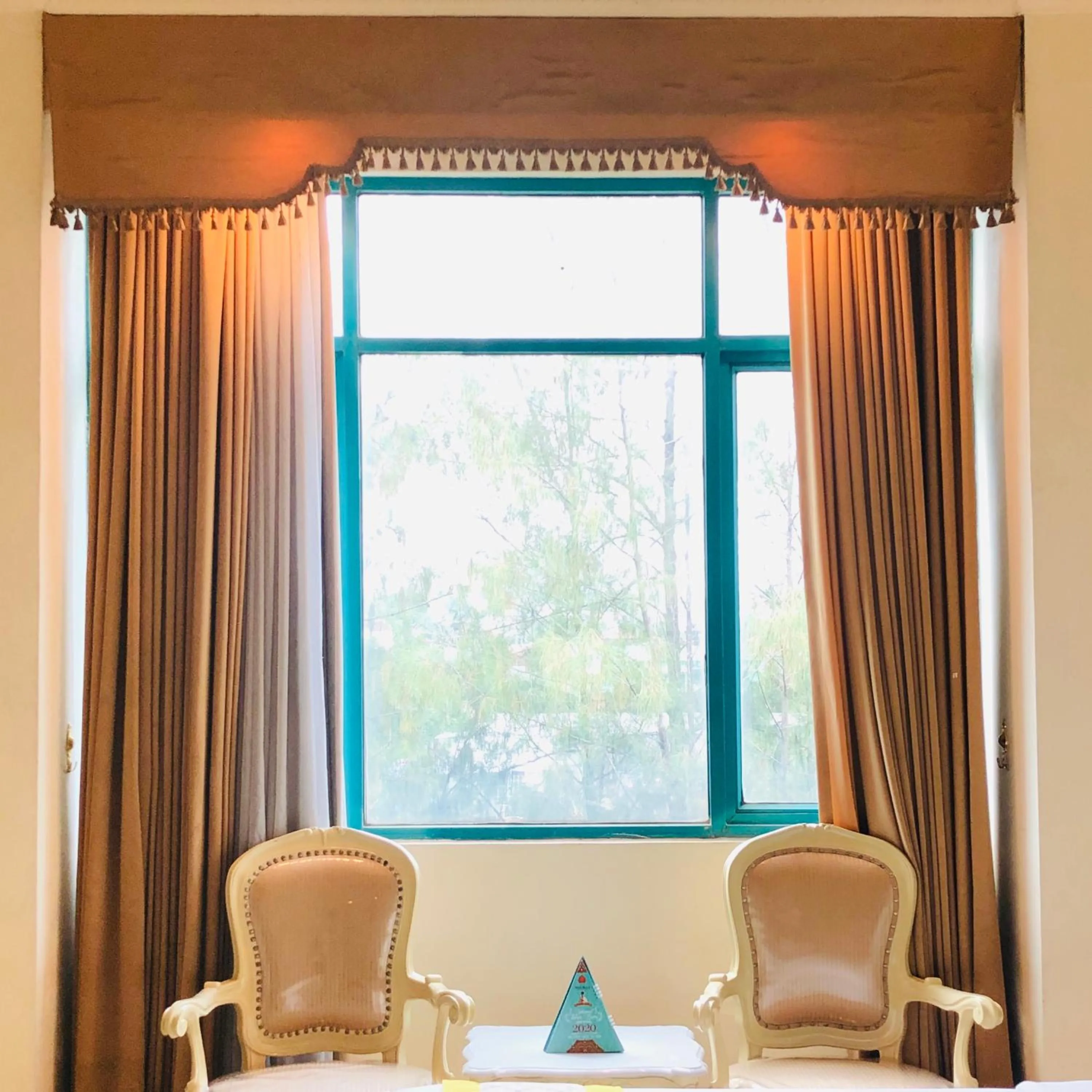 Seating area in Hotel Indah Palace Solo