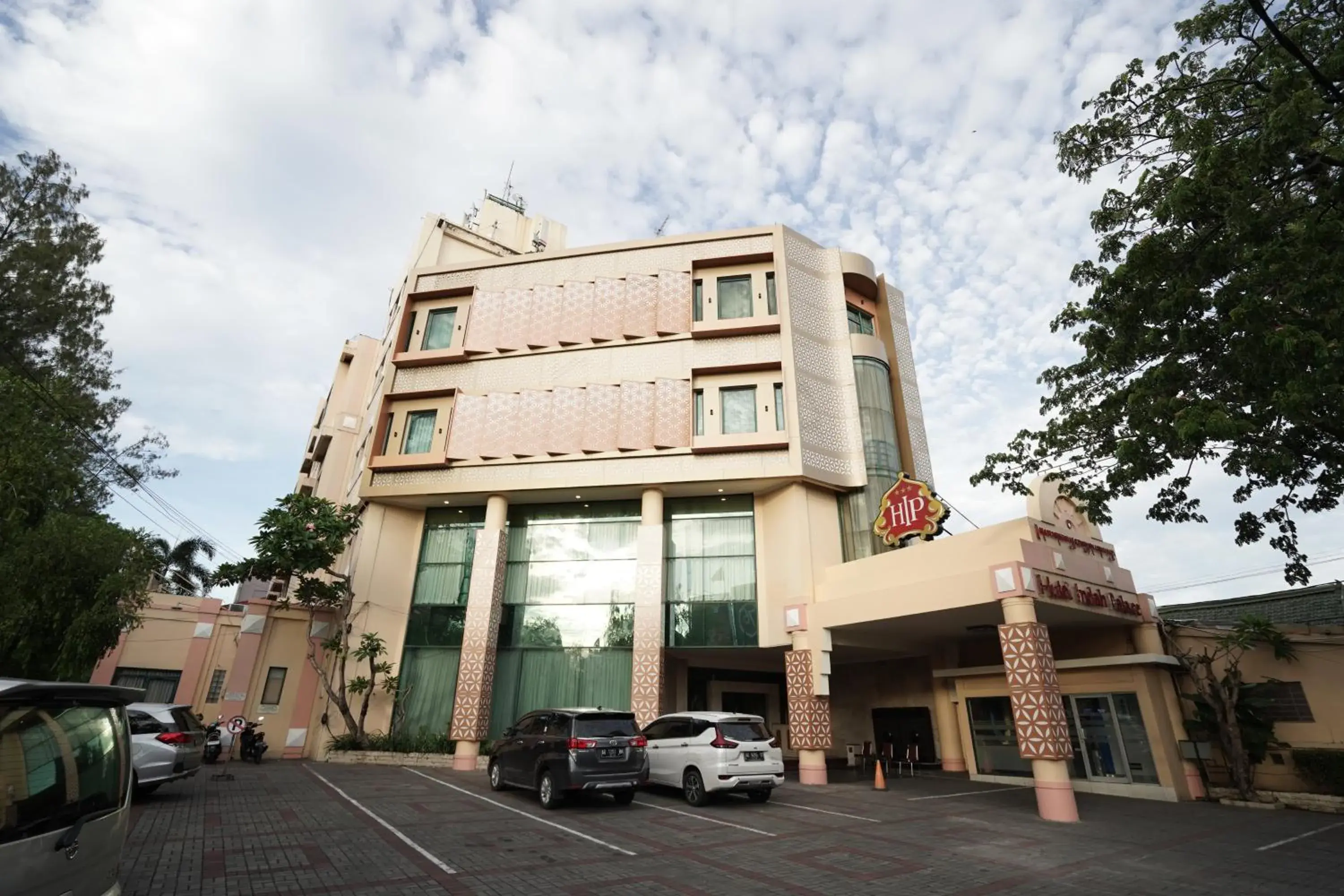 Property building in Hotel Indah Palace Solo Property building in Hotel Indah Palace Solo